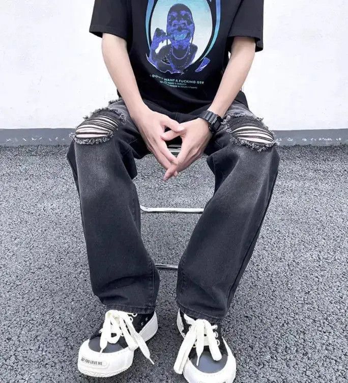 Japanese Brand Retro straight leg casual distressed jeans Size US 32 / EU 48 - 2 Thumbnail