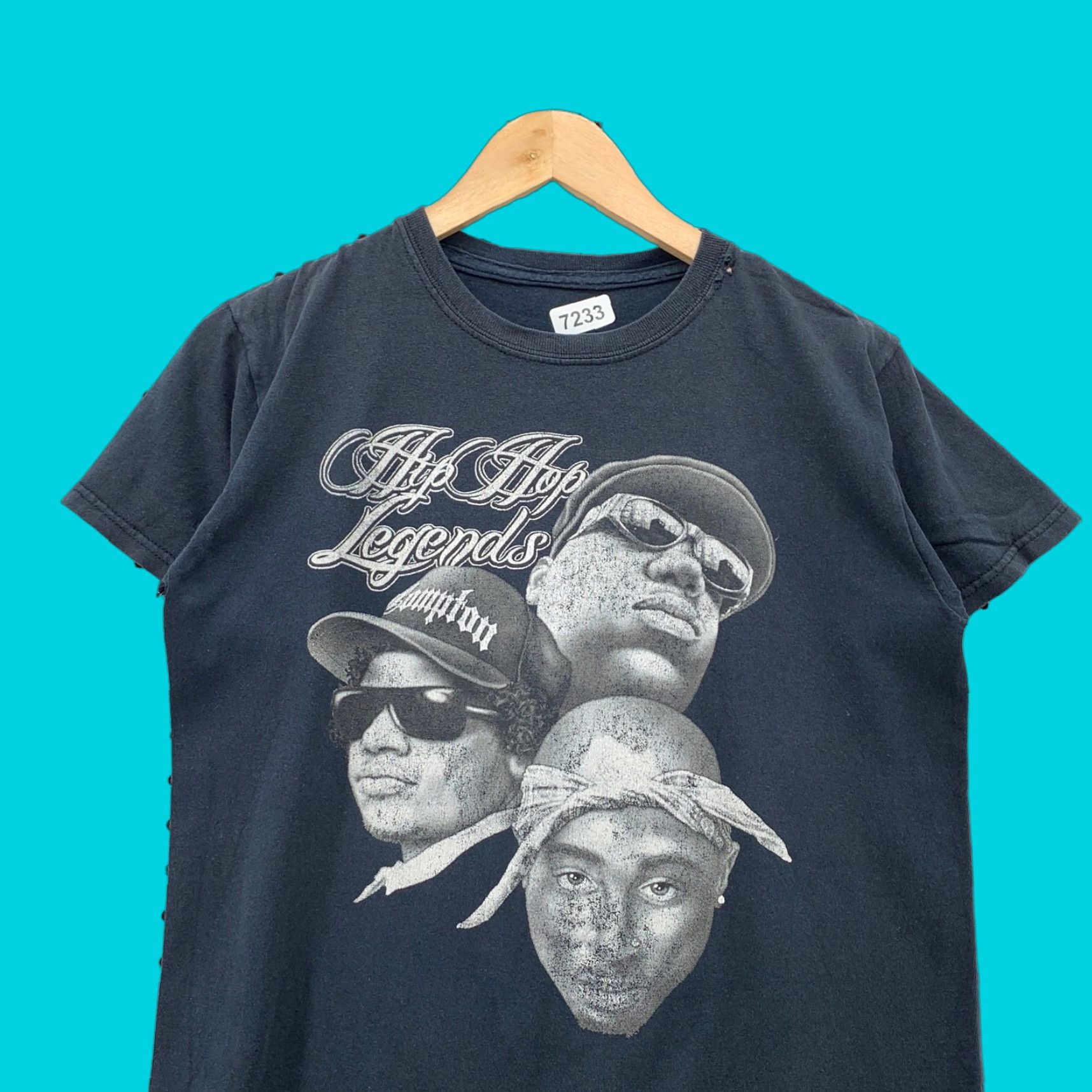 Vintage Vintage Hip Hop T Shirt Womens Small Black Tupac Biggie Eazy E Rap Tee Size S / US 4 / IT 40 - 1 Thumbnail