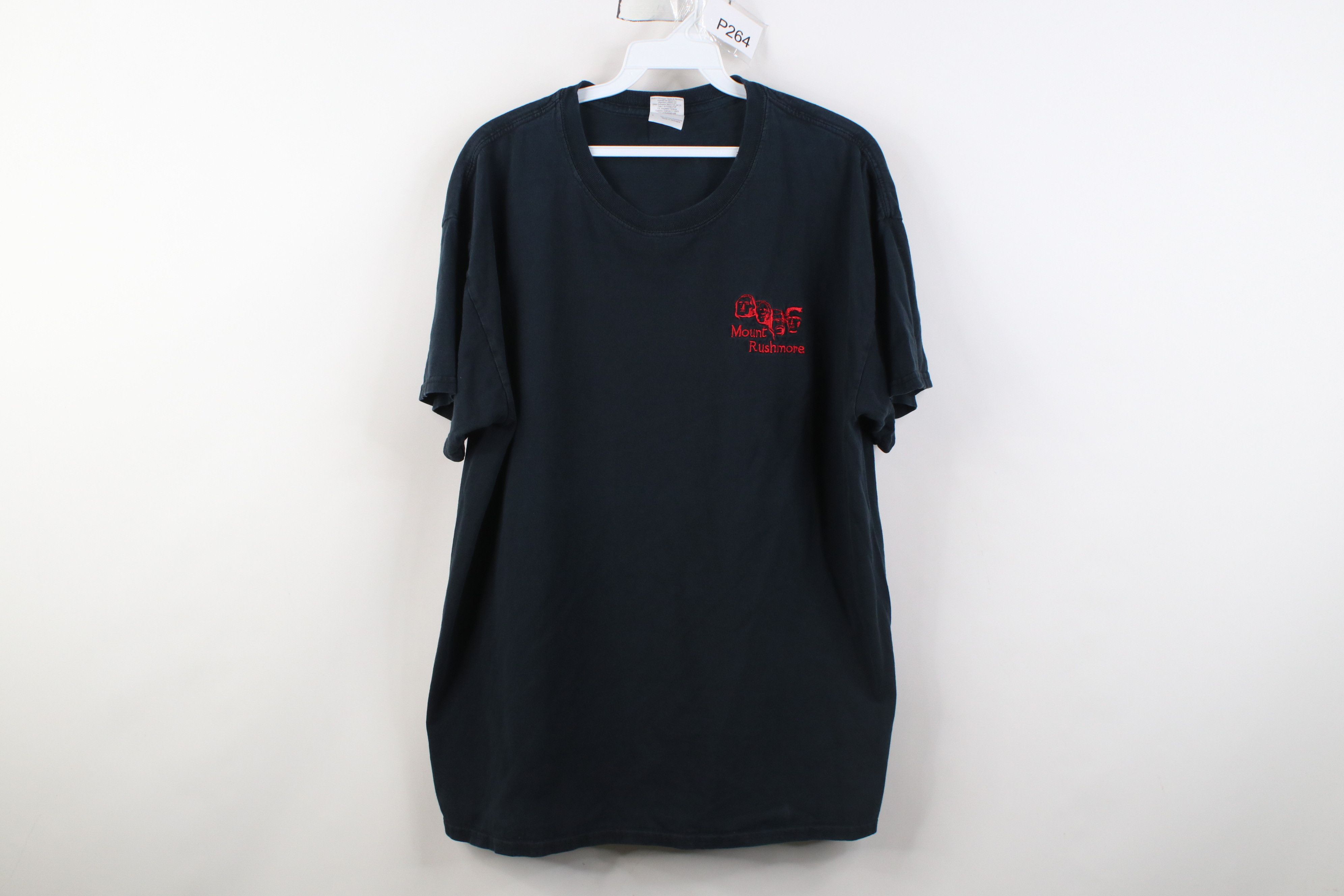 Vintage Vintage Y2K Mount Rushmore Monument Short Sleeve T-Shirt Size US L / EU 52-54 / 3 - 1 Thumbnail