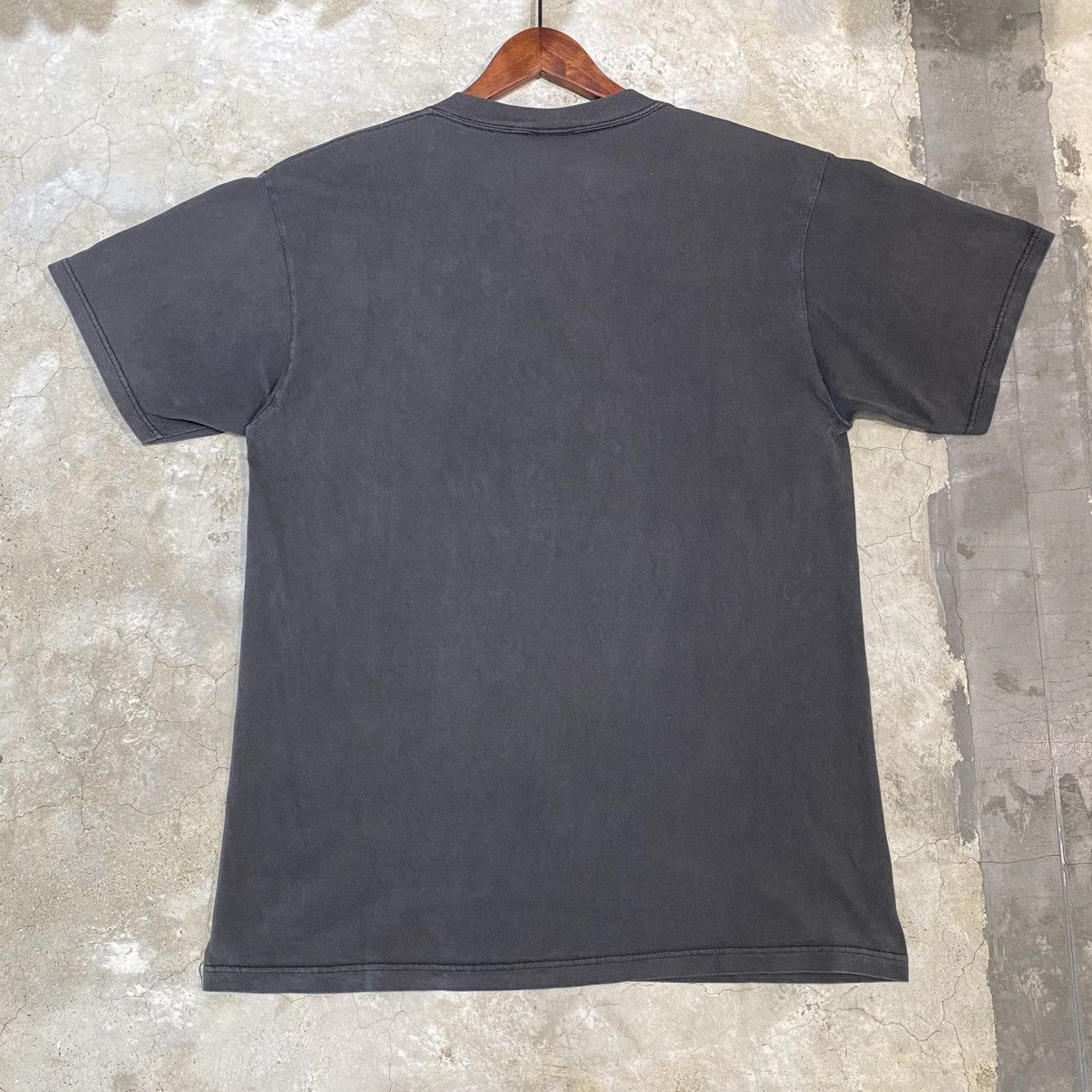 Vintage Vintage 90s Fifth Element Luc Besson Movie Promo Tee 1997 Size US L / EU 52-54 / 3 - 6 Thumbnail