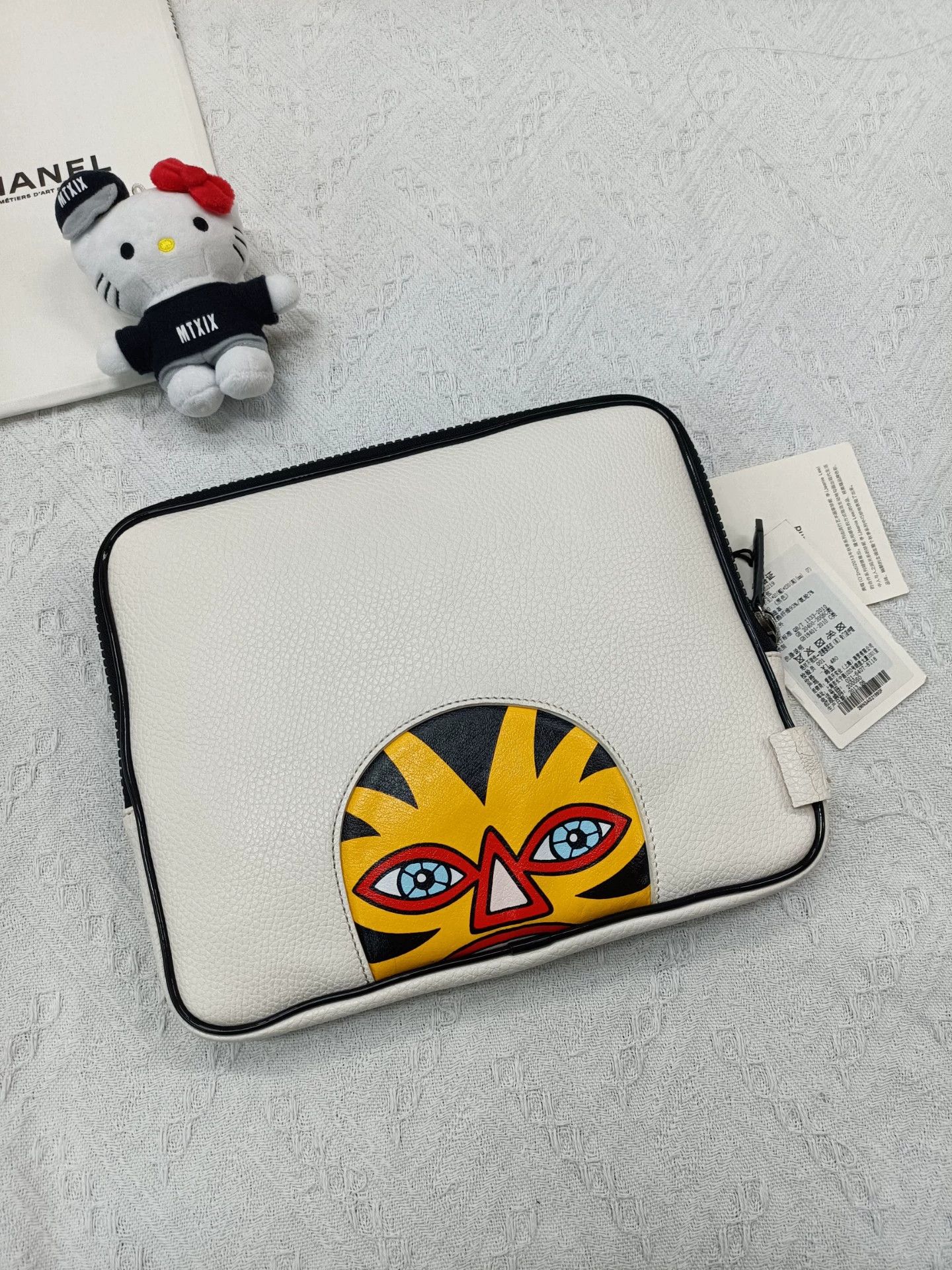 Other O'2nd Black Suit Briefcase 27x23 with Tags Size ONE SIZE - 2 Thumbnail