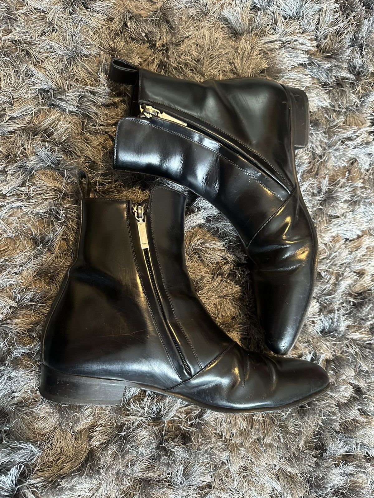 Saint Laurent Paris Mens Glazed Leather Side Zip Heel Shoes Boots in Black (Size 12.5)