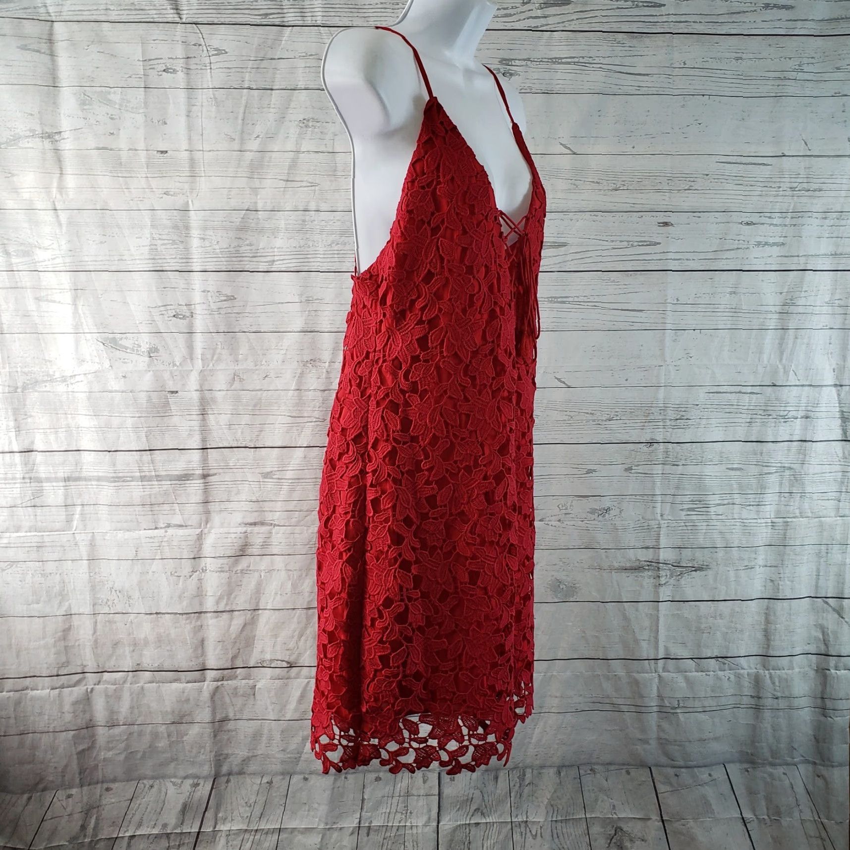 Vintage VINTAGE? No. The Jetset Diaries Women Mini Dress Red Crimson Sleeveless V-Neck Zip Short Dress Size M / US 6-8 / IT 42-44 - 3 Thumbnail