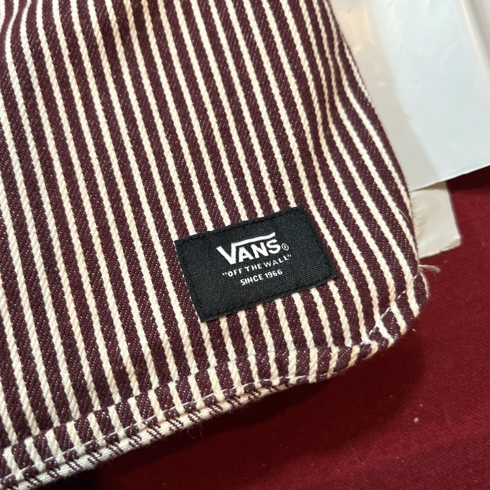 Vans VANS Red White Vertical Stripe Button-Up Shirt Heavy Cotton Long Sleeve Mens Size US S / EU 44-46 / 1 - 6 Thumbnail