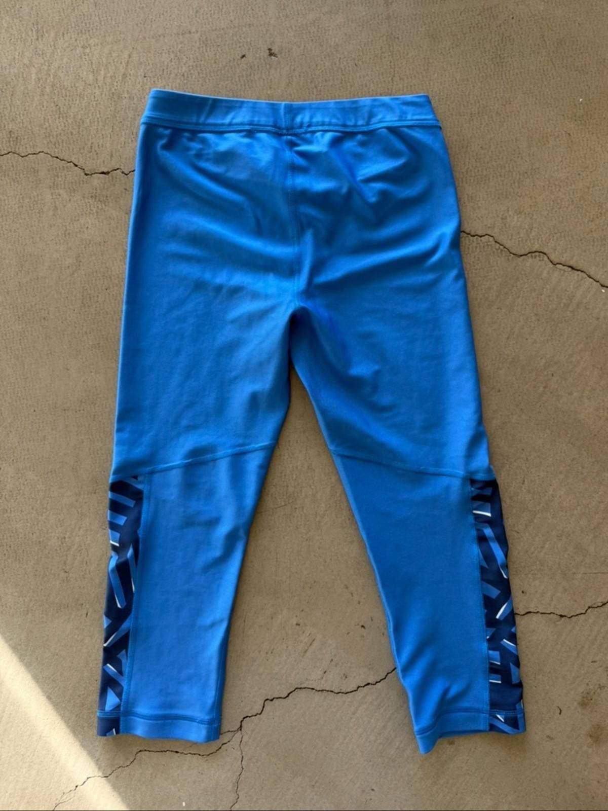 Under Armour Under Armour / HeatGear Compression Capri Leggings / Blue Size 28" / US 6 / IT 42 - 7 Thumbnail