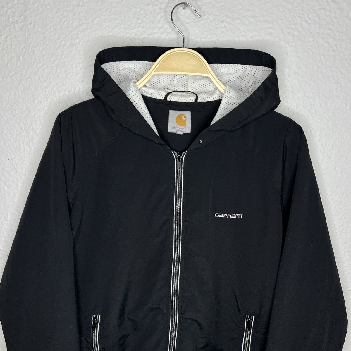 Carhartt × Vintage Vintage Carhartt WiP Jacket Nylon Black Active Logo Hooded Size US L / EU 52-54 / 3 - 4 Thumbnail