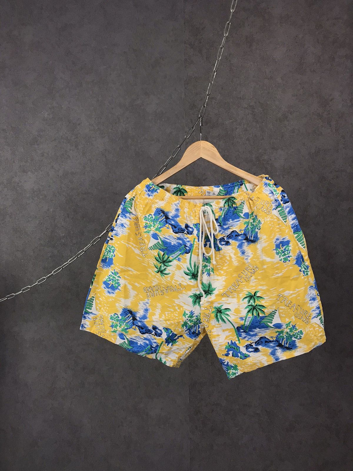 Vintage Hawaiian vintage shorts Size US 36 / EU 52 - 1 Thumbnail