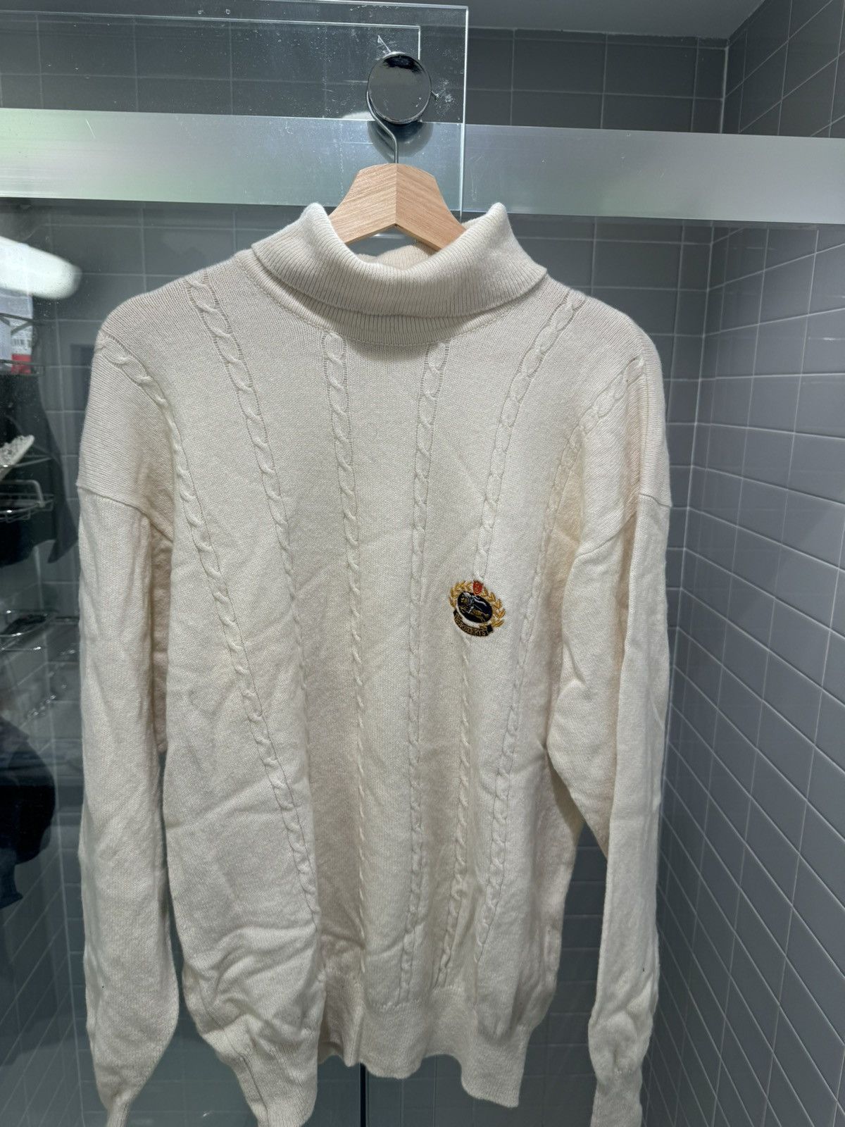 Burberry Vintage Cream Burberry Turtleneck Sweater Size US XL / EU 56 / 4 - 1 Thumbnail
