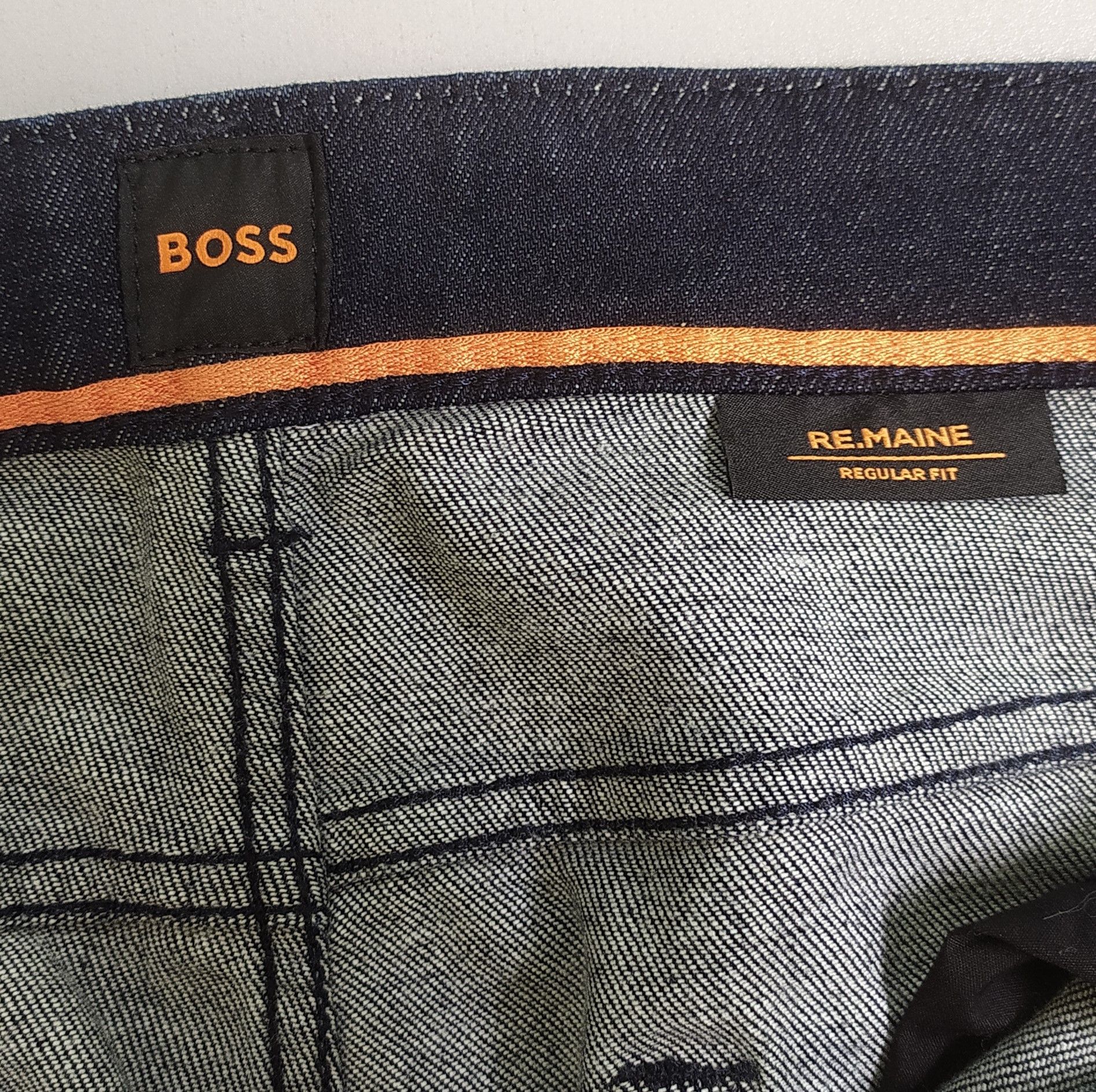 Hugo Boss HUGO BOSS RE.MAINE Regular Fit Jeans FREE SHIPPING T/6038 Size US 38 / EU 54 - 7 Thumbnail