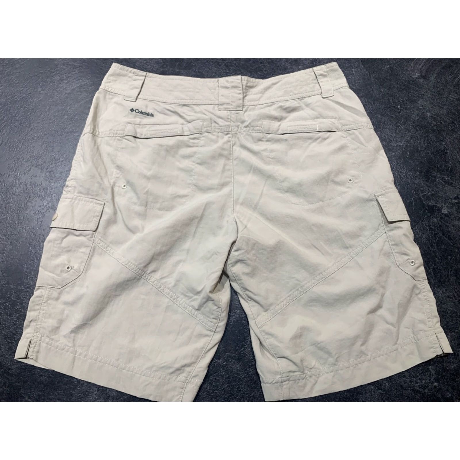 Vintage Columbia Women's Hiking Cargo Shorts Size 6 Outdoor Beige Chino Cotton Flat Front Ladies Size 28" / US 6 / IT 42 - 2 Thumbnail
