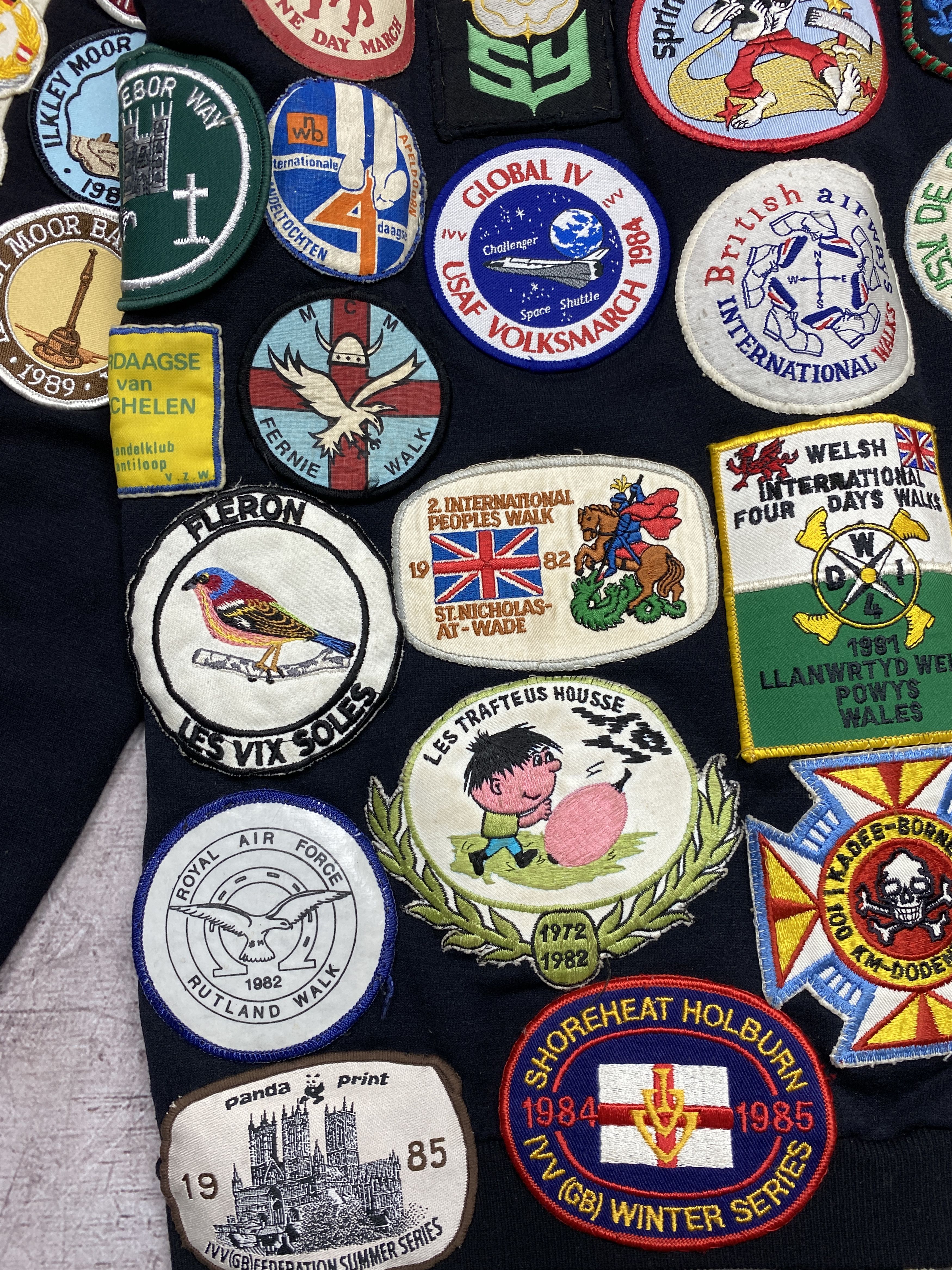 Vintage Vintage 1980’s Patch Covered Mens Bomber Jacket Size US L / EU 52-54 / 3 - 18 Thumbnail
