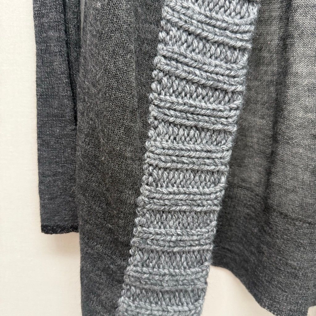 Vera Wang Women's Vera Wang Gray Fur Trim Cardigan Sweater Size L Size L / US 10 / IT 46 - 5 Thumbnail