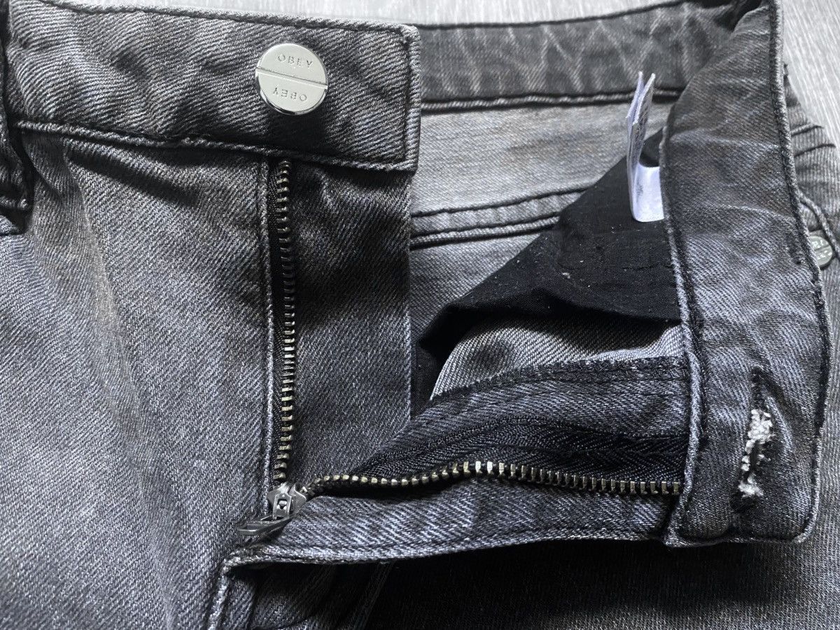 Obey Women’s Obey Worldwide Torn Distress Gray Cotton Jeans Denim Size 26" / US 2 / IT 38 - 9 Thumbnail