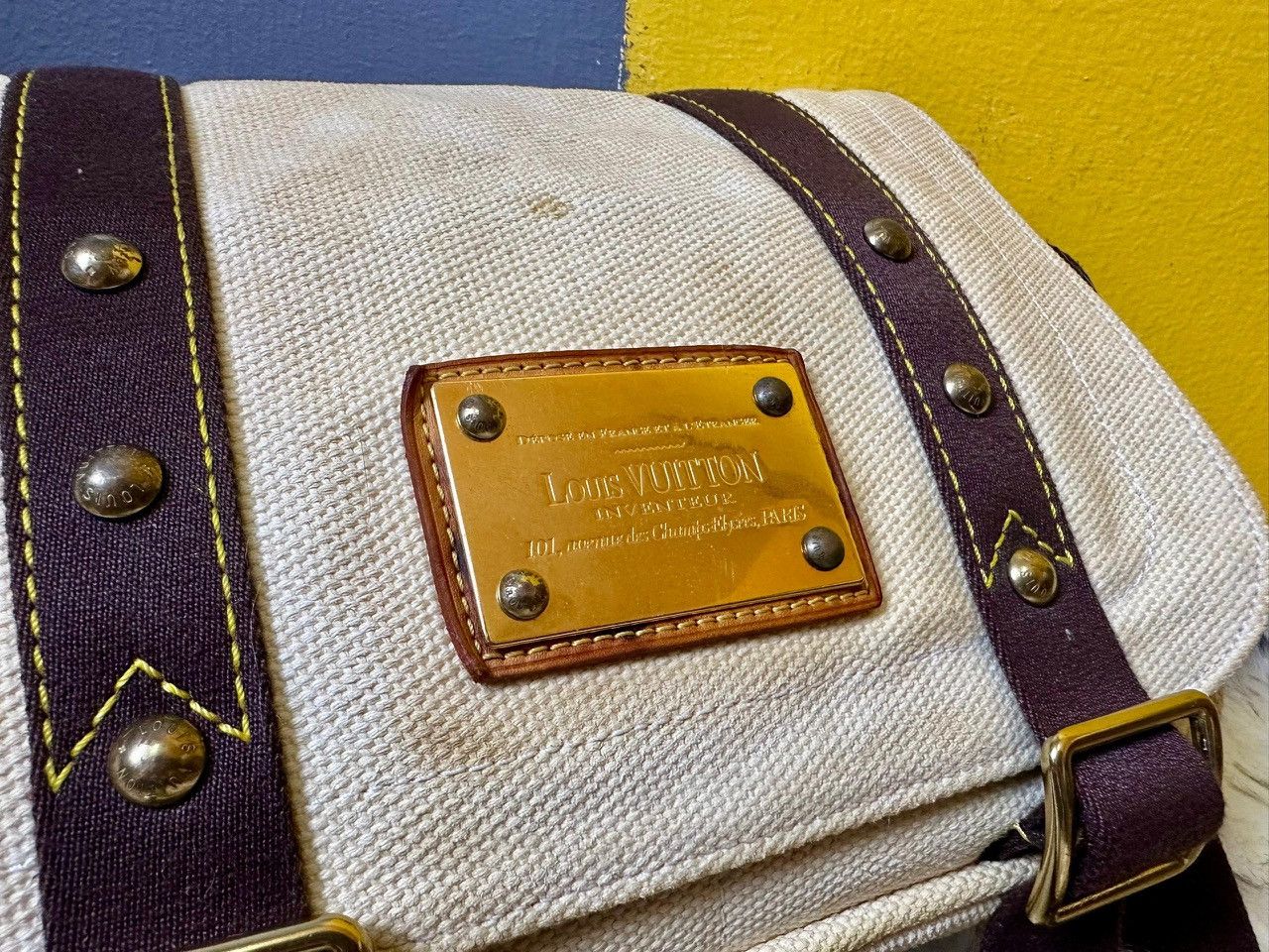 Louis Vuitton Authentic Louis Vuitton Antigua Besace PM Flap Crossbody Size ONE SIZE - 3 Thumbnail