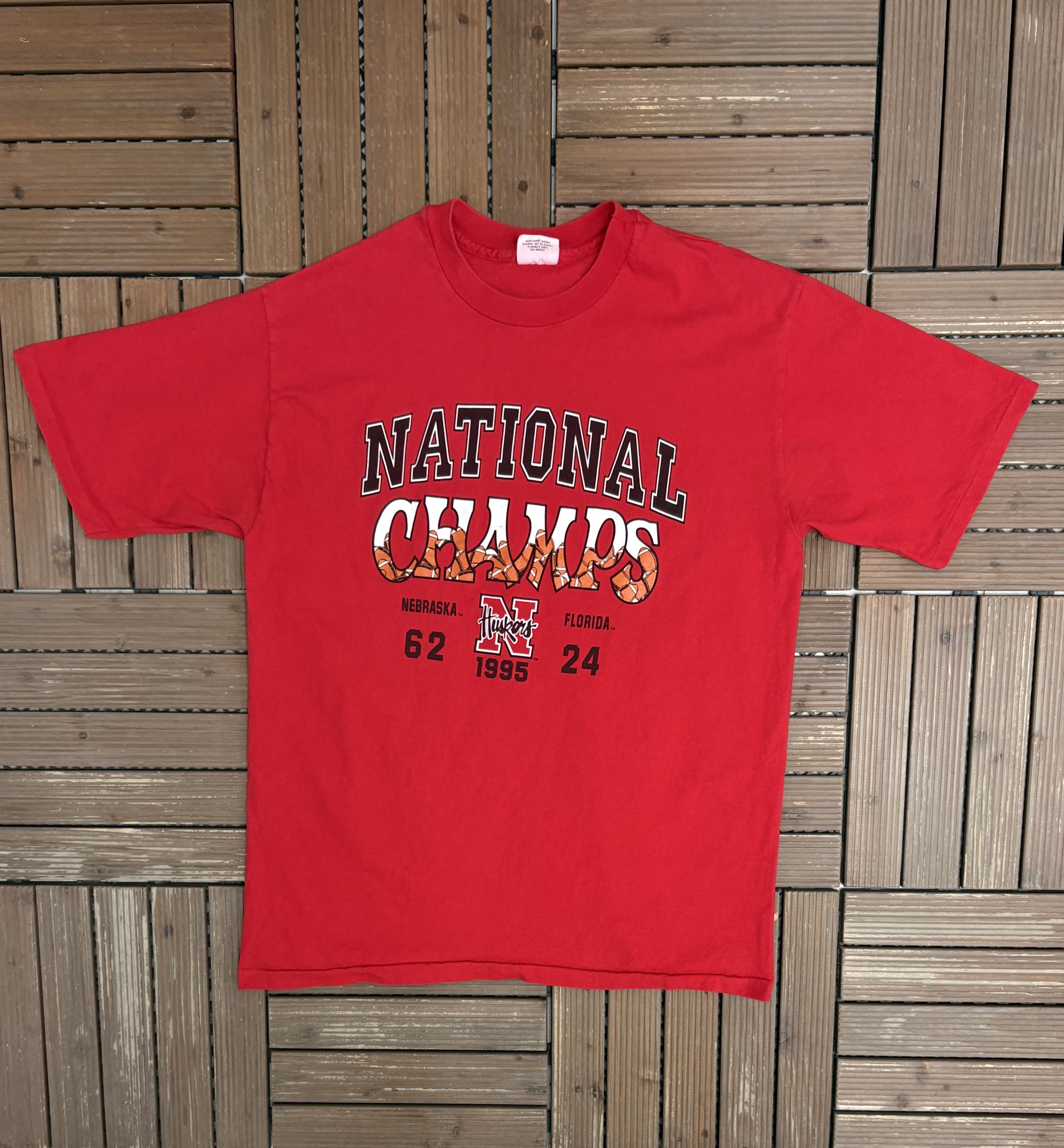 Vintage Nebraska Cornhuskers National Champs 1995 Vintage Tee Size US XL / EU 56 / 4 - 1 Thumbnail