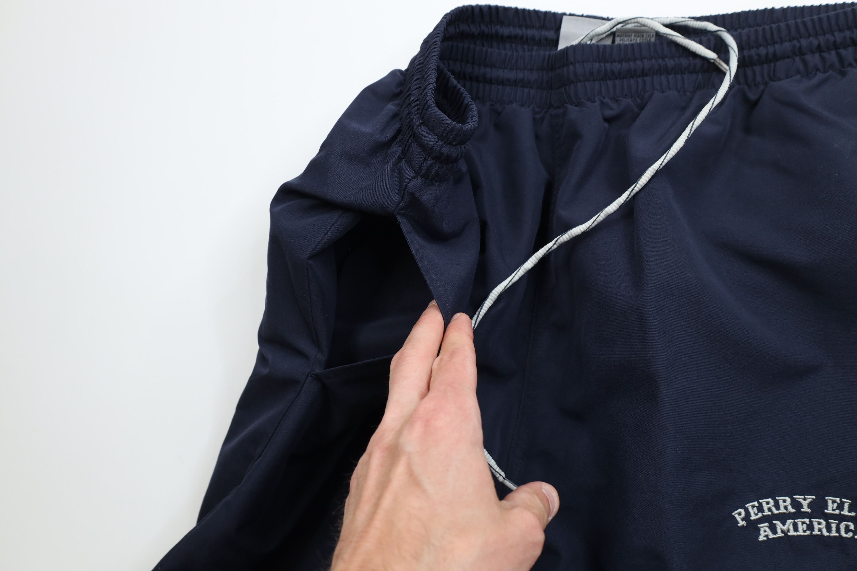 Vintage Vintage 90s Streetwear Tapered Windbreaker Pants Navy Blue Size US 38 / EU 54 - 7 Thumbnail