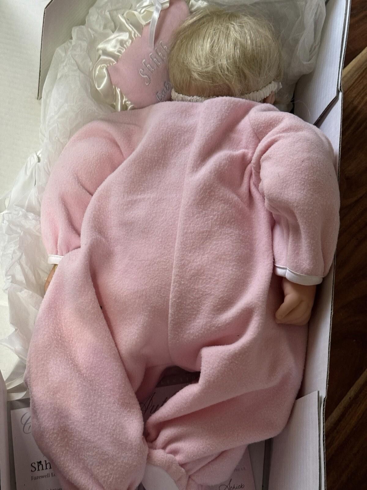 Other Lee Middleton By Reva So Sleepy Vinyl 2005 w/ COA 373/500 Size ONE SIZE - 8 Thumbnail