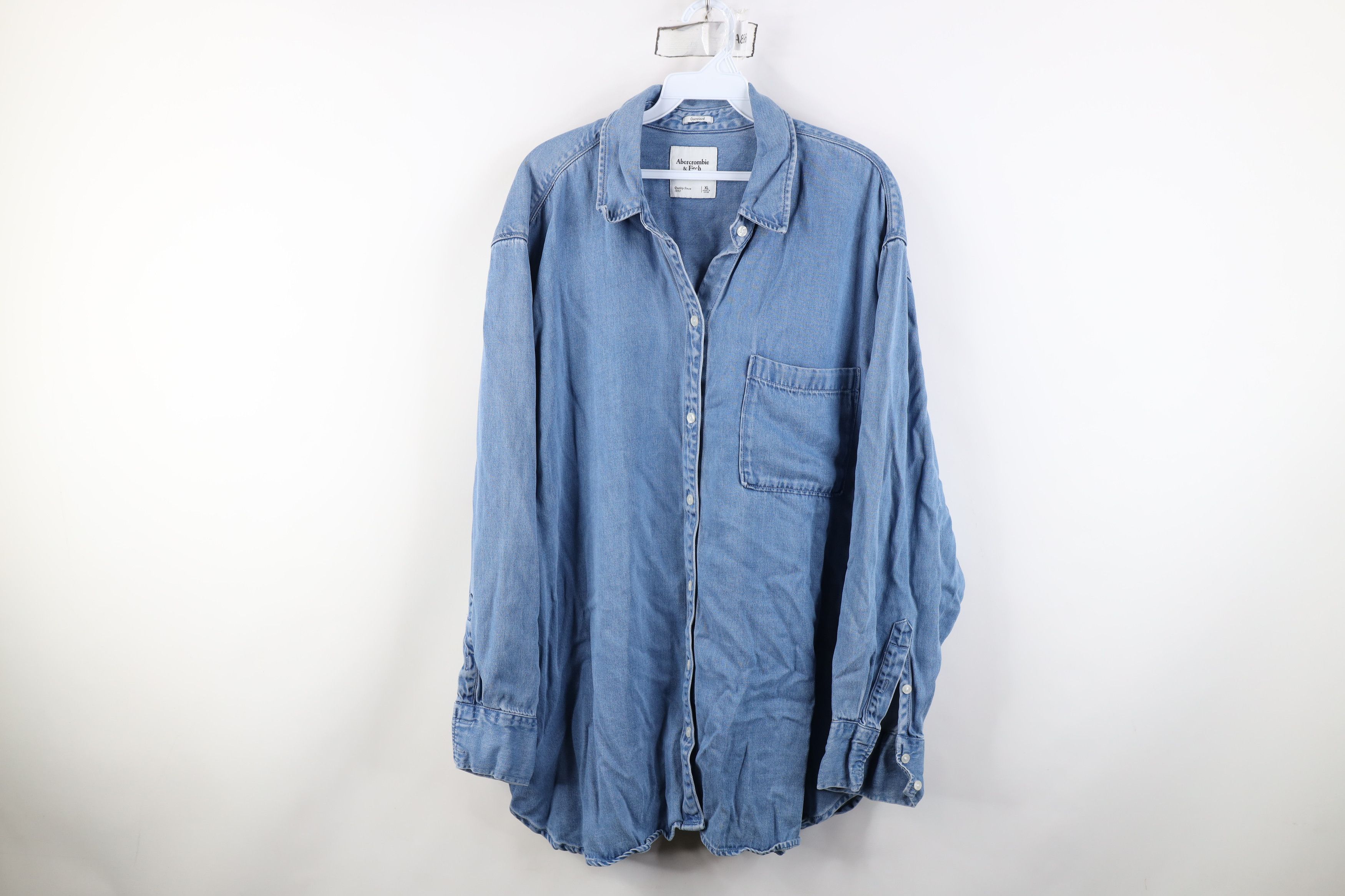 Abercrombie & Fitch Vintage Y2K Abercrombie & Fitch Oversized Denim Button Shirt Size XL / US 12-14 / IT 48-50 - 1 Thumbnail