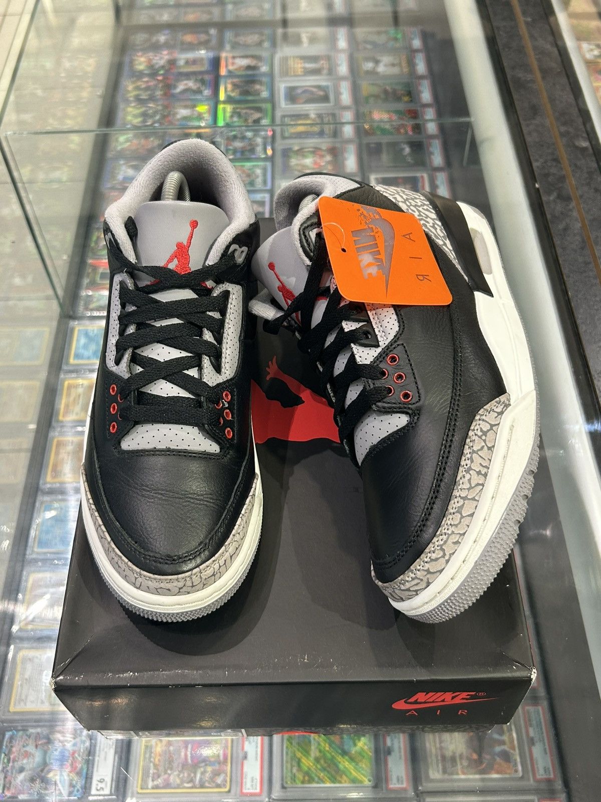 Jordan Brand Jordan 3 Black cement 2024 Size US 8 / EU 41 - 1 Thumbnail