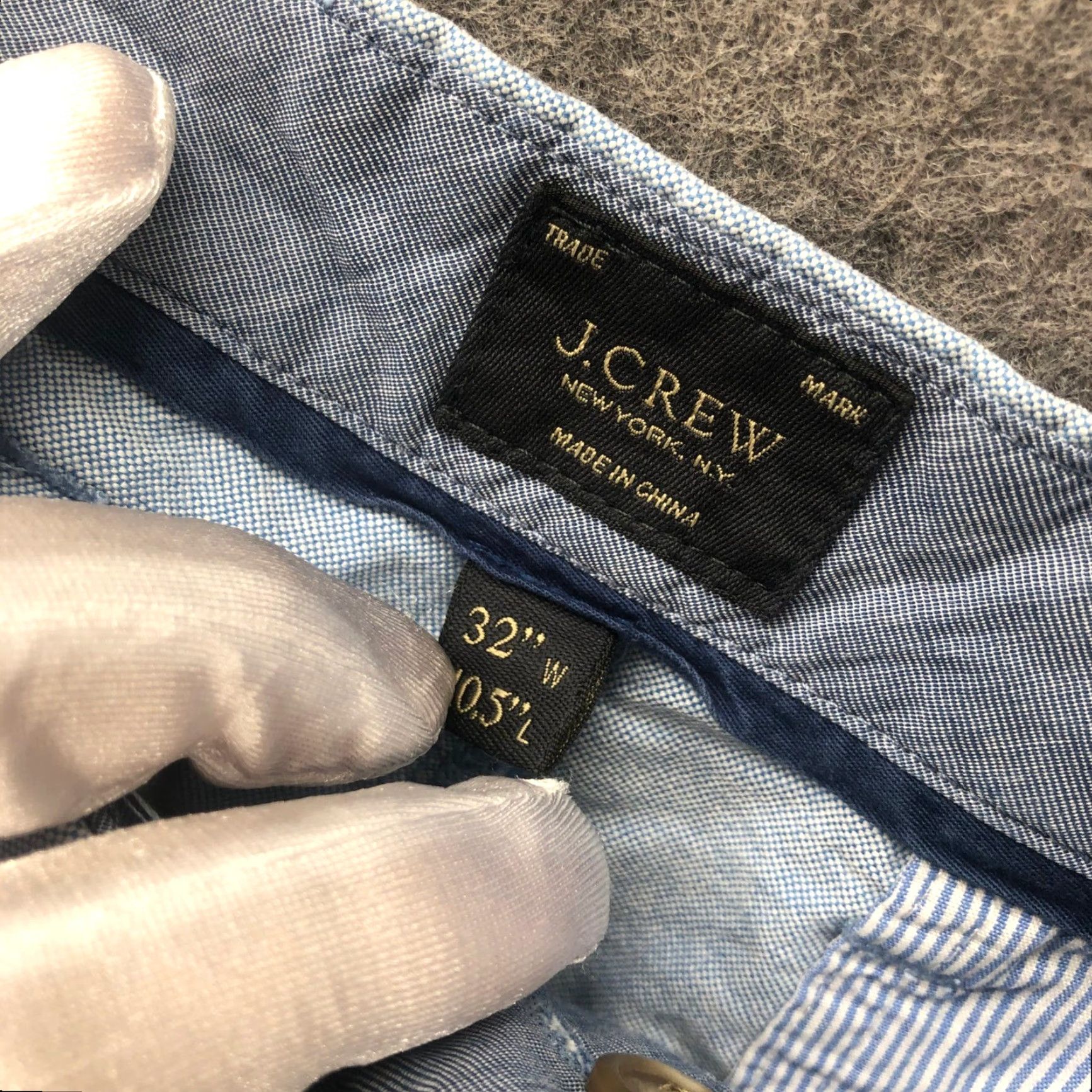 J.Crew J. Crew Chino Shorts Mens 32 Light Blue Cotton Flat Front 10.5" Lightweight Flat Front Pocket Back Button-Through Size US 32 / EU 48 - 3 Thumbnail
