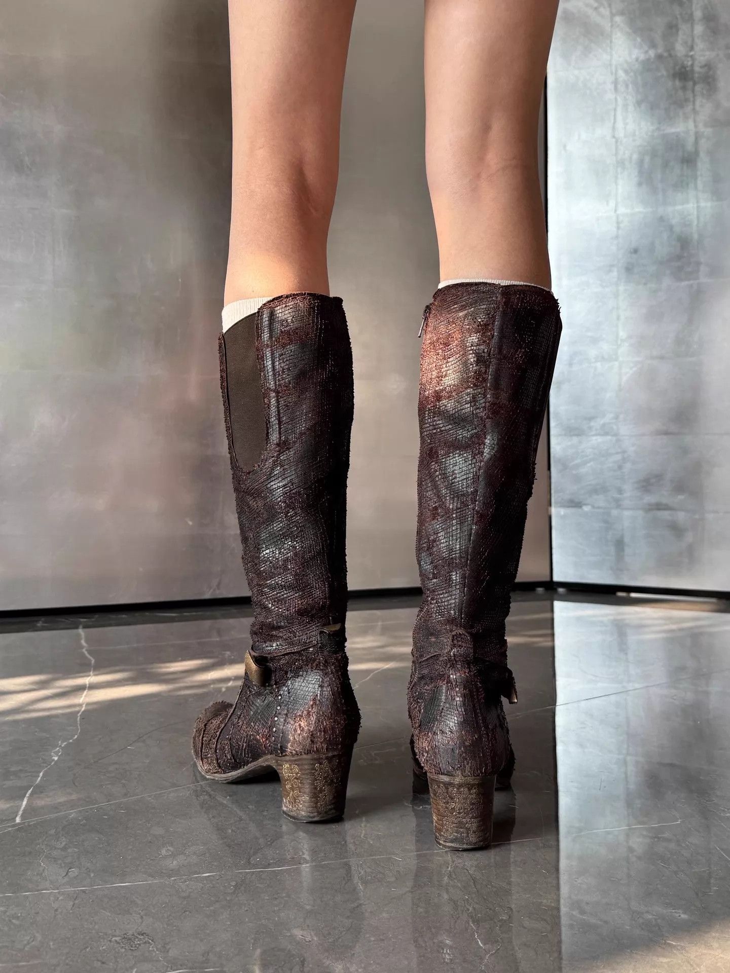 Other Italian Brand Vintage Worn Leather Long Boots 37 Size US 6.5 / IT 36.5 - 4 Thumbnail