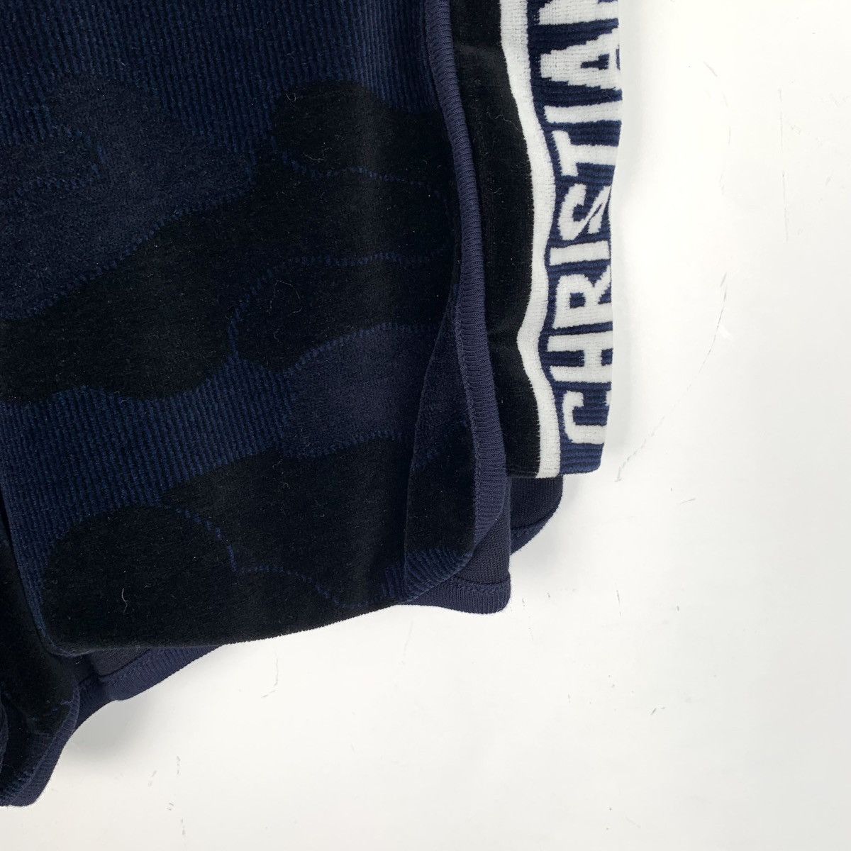 Dior Christian Dior Dark Blue Logo Intarsia Casual Shorts K26WX Size 26" / US 2 / IT 38 - 4 Thumbnail
