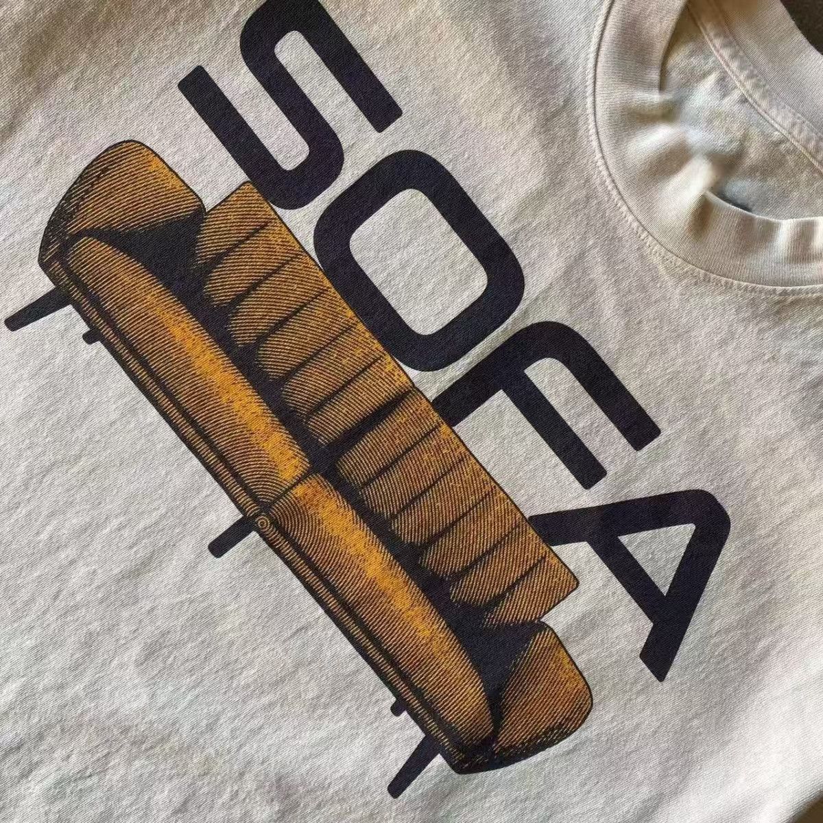 Japanese Brand × Vintage White casual retro sofa print t-shirt Size US M / EU 48-50 / 2 - 2 Thumbnail