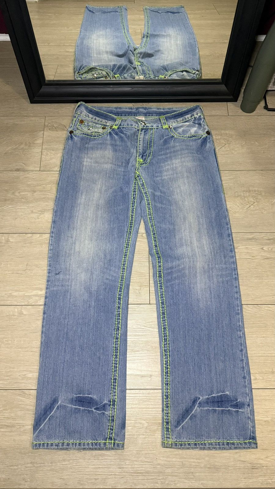 True Religion Y2K 2000s True Religion Billy SuperT 38 x 30 Acid Wash Denim Size US 38 / EU 54 - 2 Thumbnail
