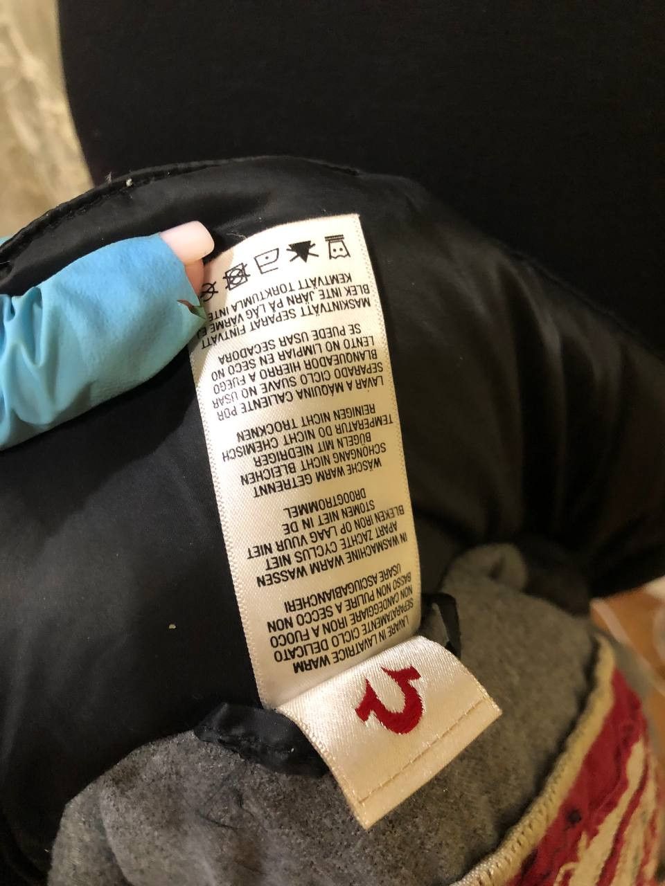 True Religion Vintage True Religion Y2K Crop Down Jacket Size XS / US 0-2 / IT 36-38 - 10 Thumbnail