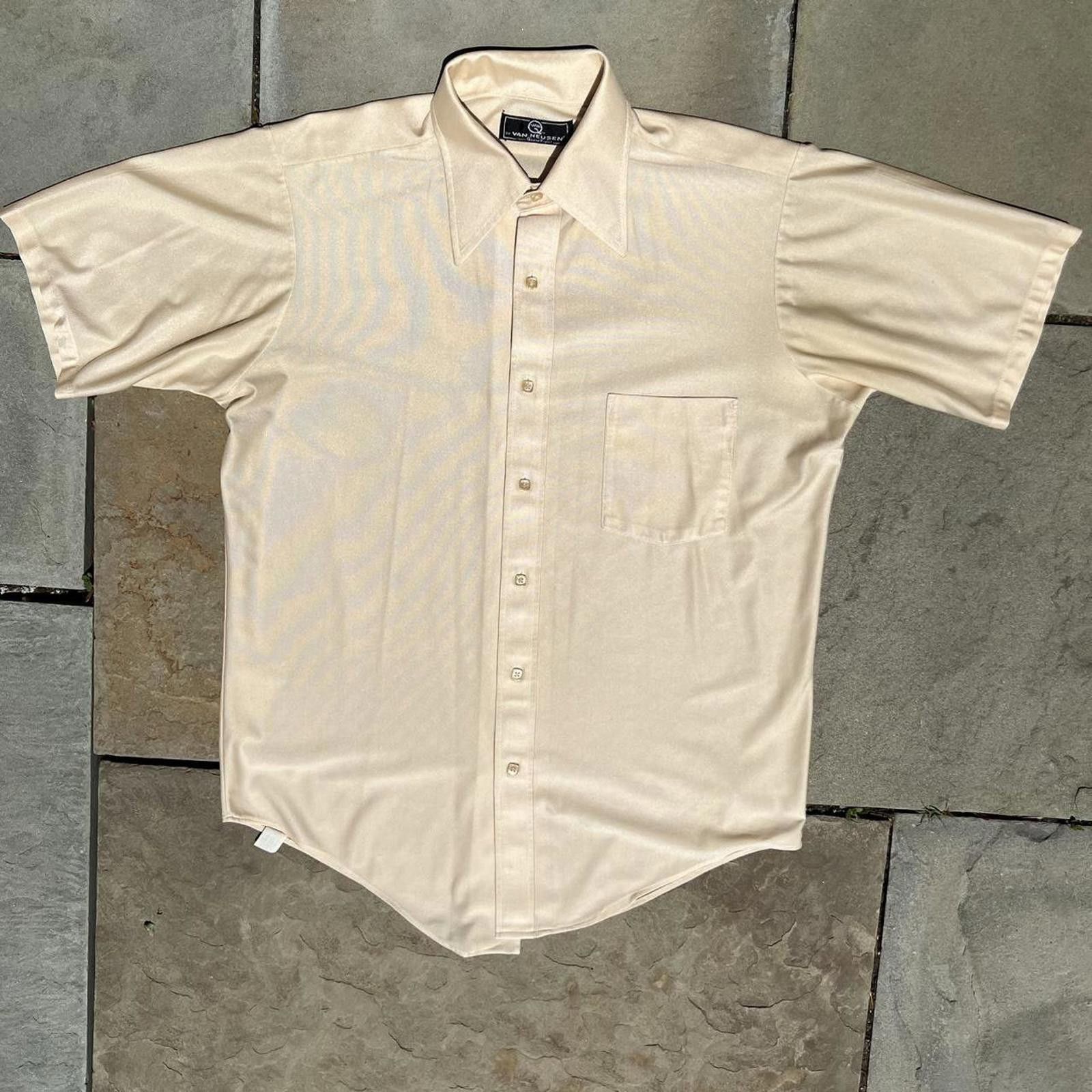 Van Heusen Vintage 70s Pale Yellow Qiana Nylon Short Sleeve Club Shirt Size US L / EU 52-54 / 3 - 1 Thumbnail