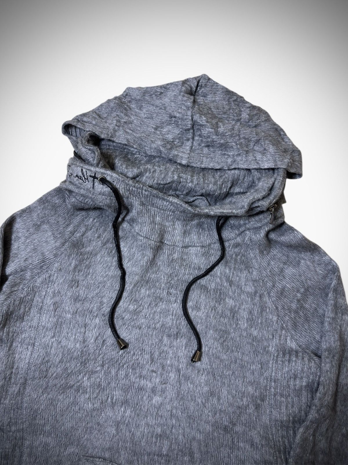 2000’s Heaven&Earth - Japanese Archive Bono Sweater