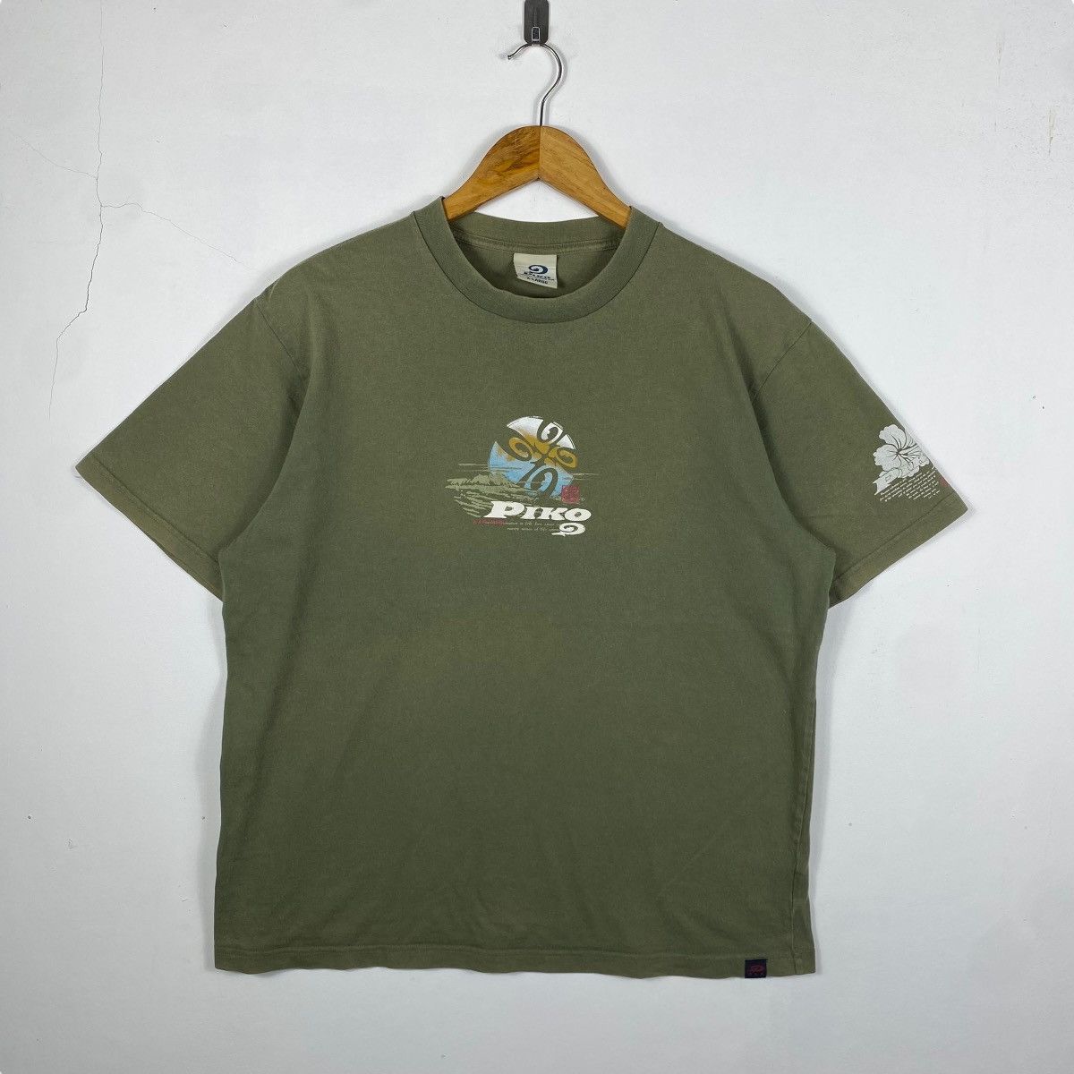 Other Vintage PIKO Hawaiian Longboard Wear Graphic Faded Surf Tee Size US XL / EU 56 / 4 - 5 Thumbnail