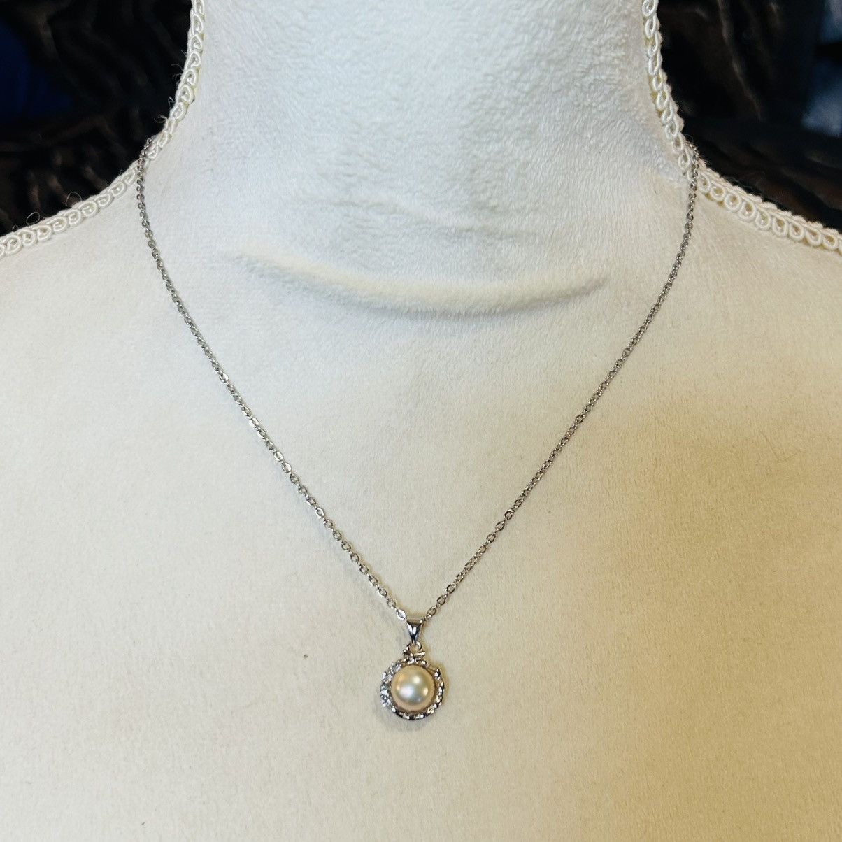 Handmade Handcrafted genuine fresh water pearl pendant necklace Size ONE SIZE - 7 Thumbnail