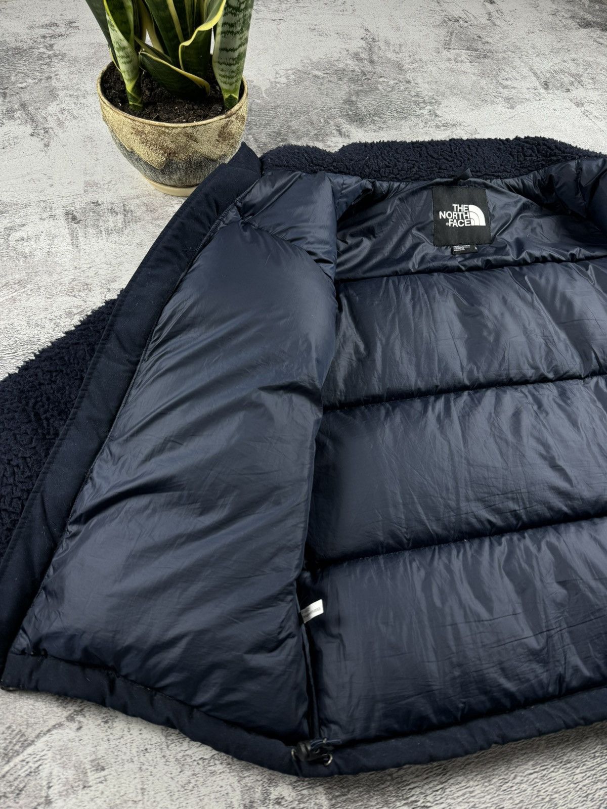 The North Face The North Face Teddy Bear Mohair Unisex Puffer Down Jacket Size US L / EU 52-54 / 3 - 15 Thumbnail
