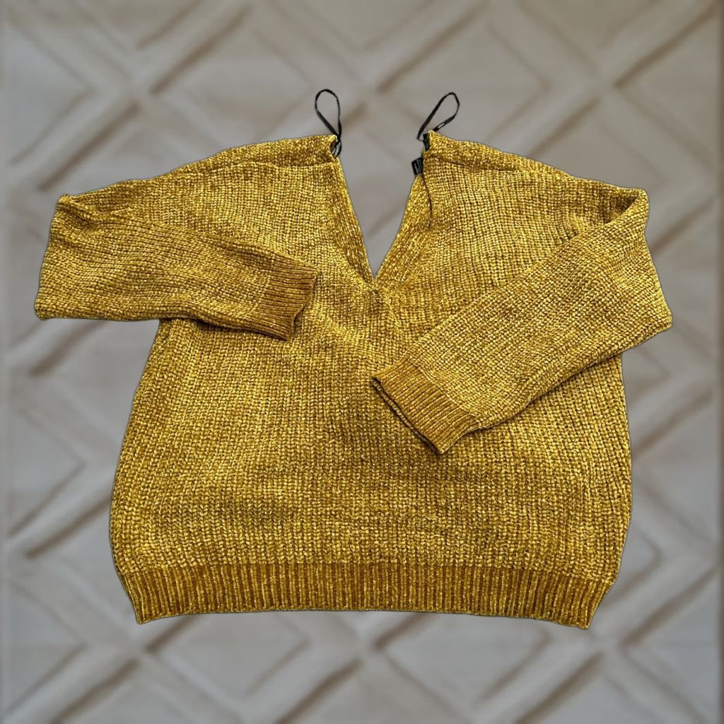 Forever 21 FOREVER 21 Twisted Pullover Sweater Womens Large Mustard Chunky Knit V-Neck Size L / US 10 / IT 46 - 1 Thumbnail