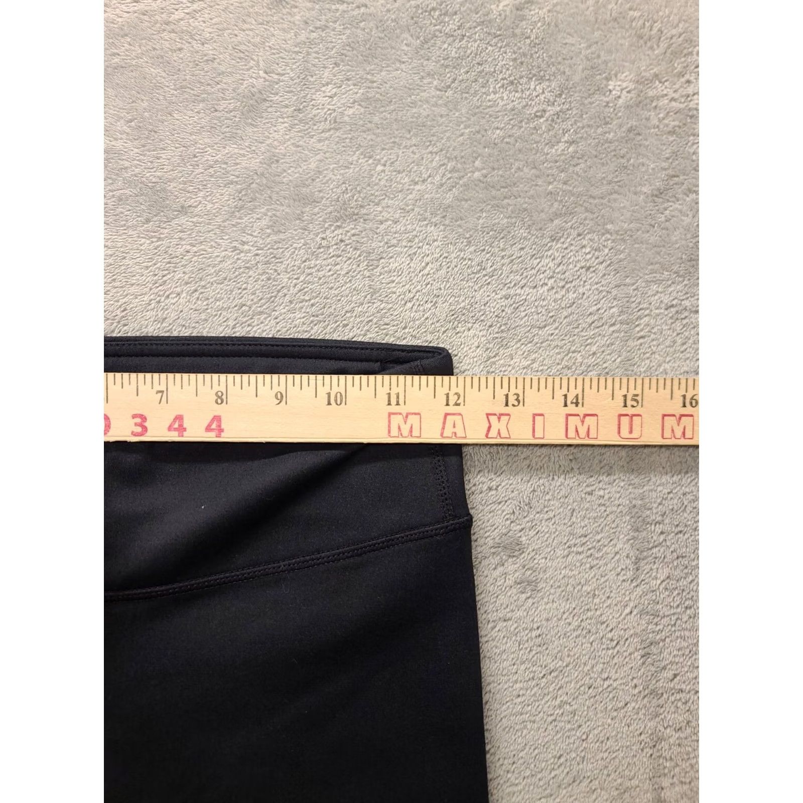 Fabletics VINTAGE Fabletics Salar Capri Womens XS Leggings Athletic Black NWT Workout Yoga Size 26" / US 2 / IT 38 - 5 Thumbnail