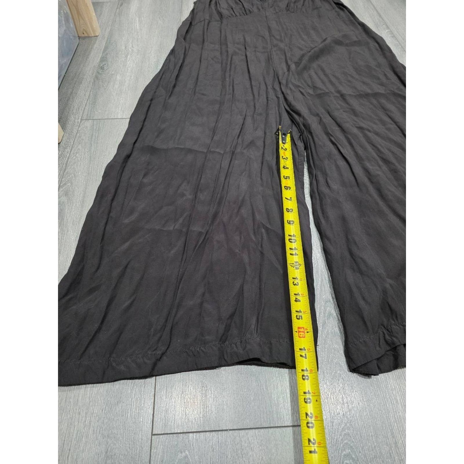 & Other Stories ModCloth Bon Voyage V-Neck USA made wide Black 2X A003343 Size 36" / US 14 / IT 50 - 5 Thumbnail