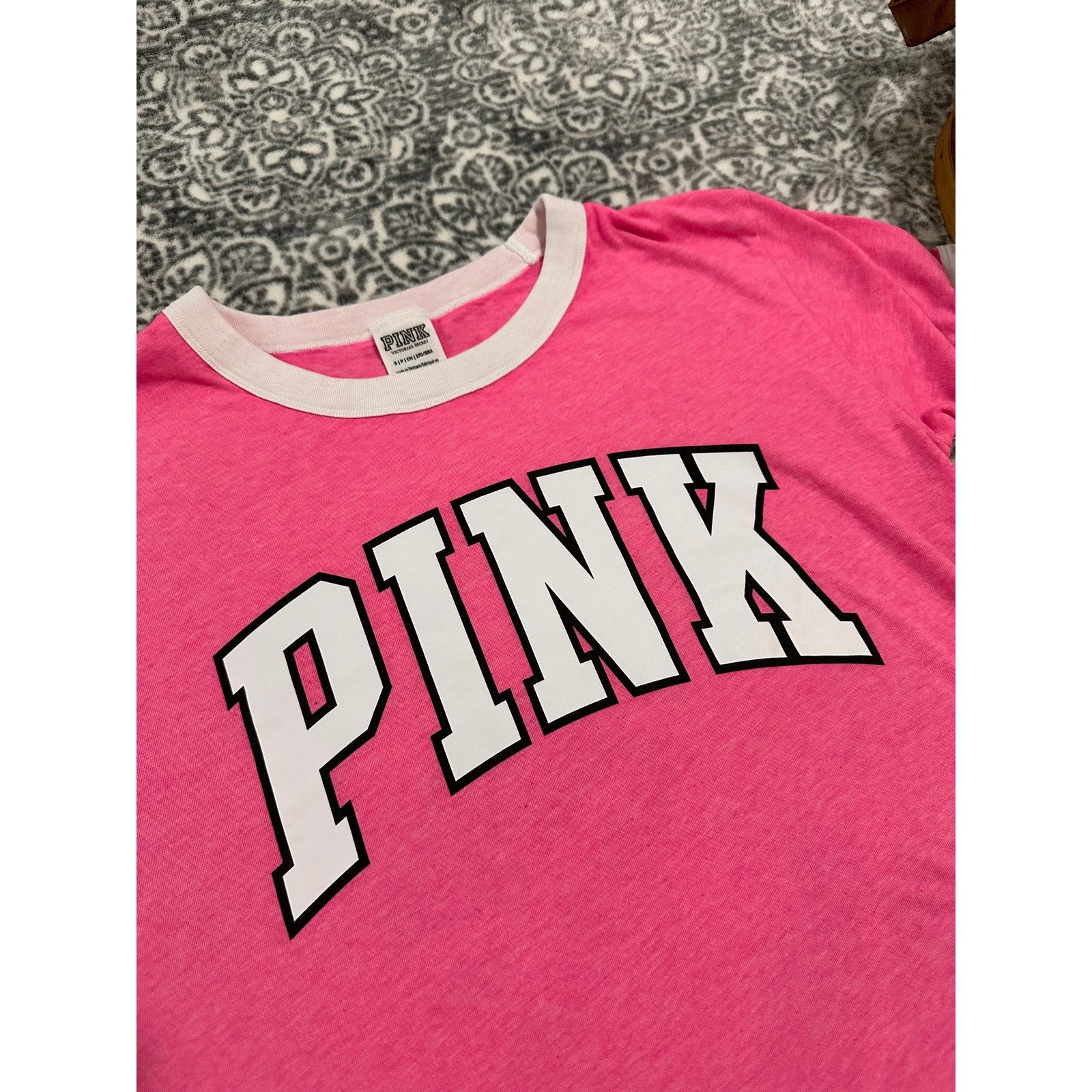 Victoria's Secret Victorias Secret "PINK" Short Sleeve T-Shirt Size S Size S / US 4 / IT 40 - 2 Thumbnail