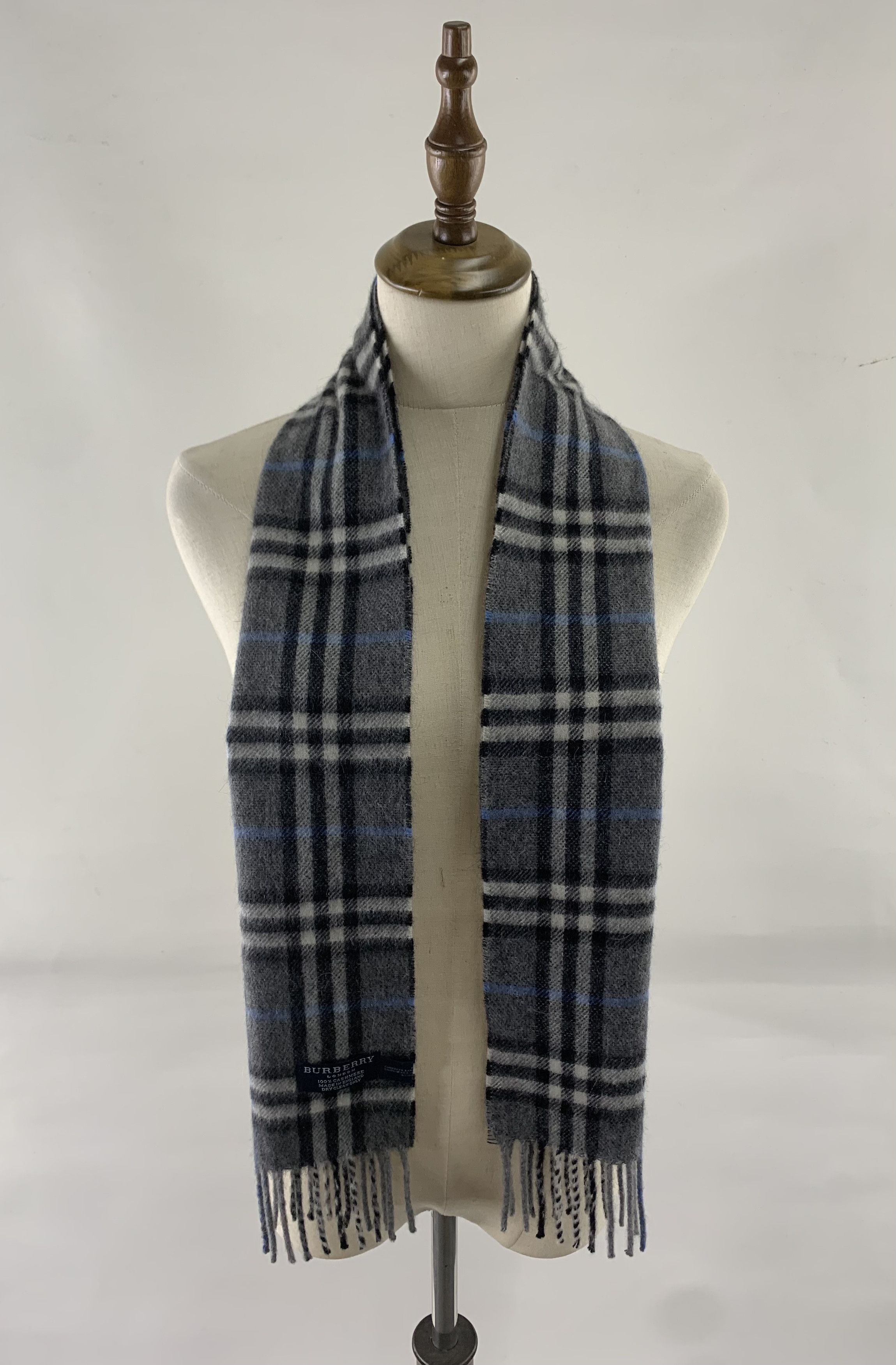 Burberry Burberry Scarf Wool Muffler Neck Wrap BL9315 Size ONE SIZE - 1 Thumbnail