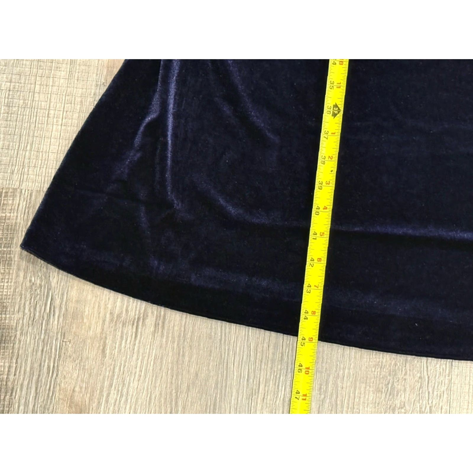 Boden NWT Boden Thea Velvet Jersey Midi Dress Blue 8 Women Velvet Jersey Midi Dress A-Line NWT Bod en Thea Velvet Jersey Midi Dress Blue 8 Women Size M / US 6-8 / IT 42-44 - 3 Thumbnail