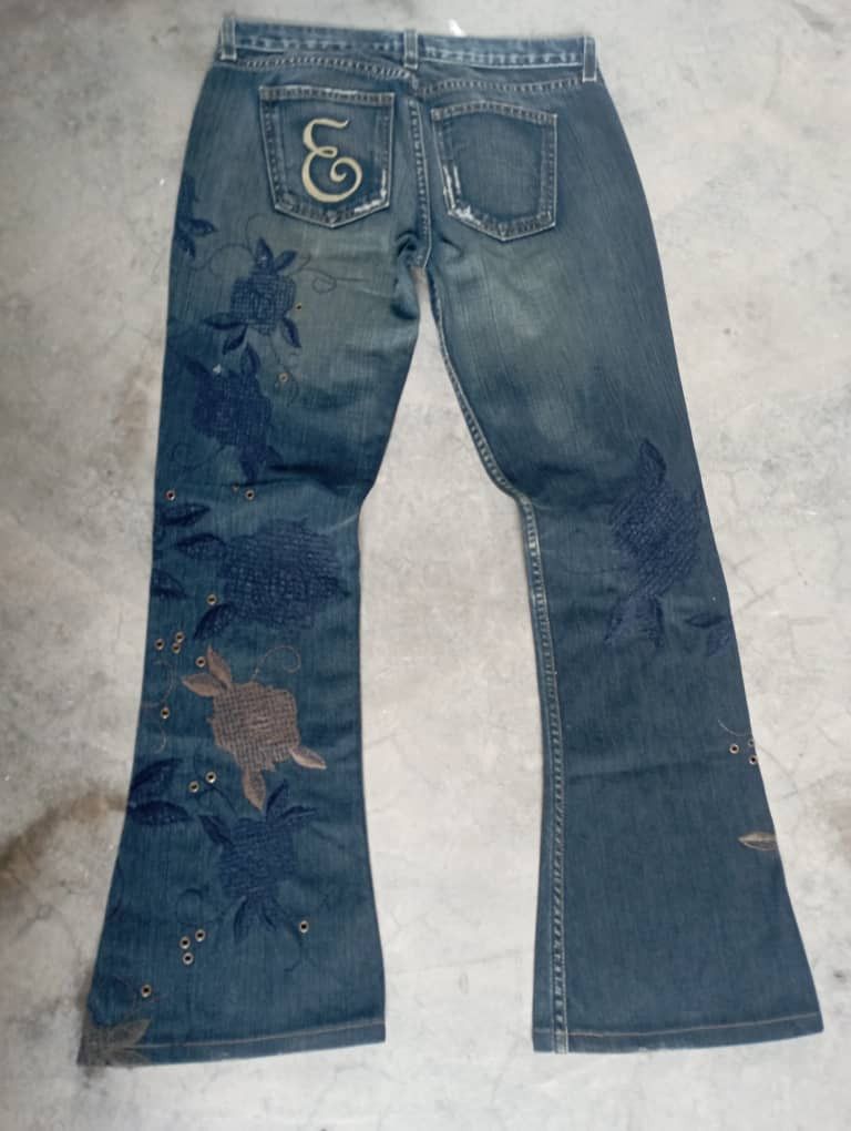 Tornado Mart Flare Jeans Made In USA Embroidered Earl Jean Bootcut Jeans Size US 27 - 2 Thumbnail