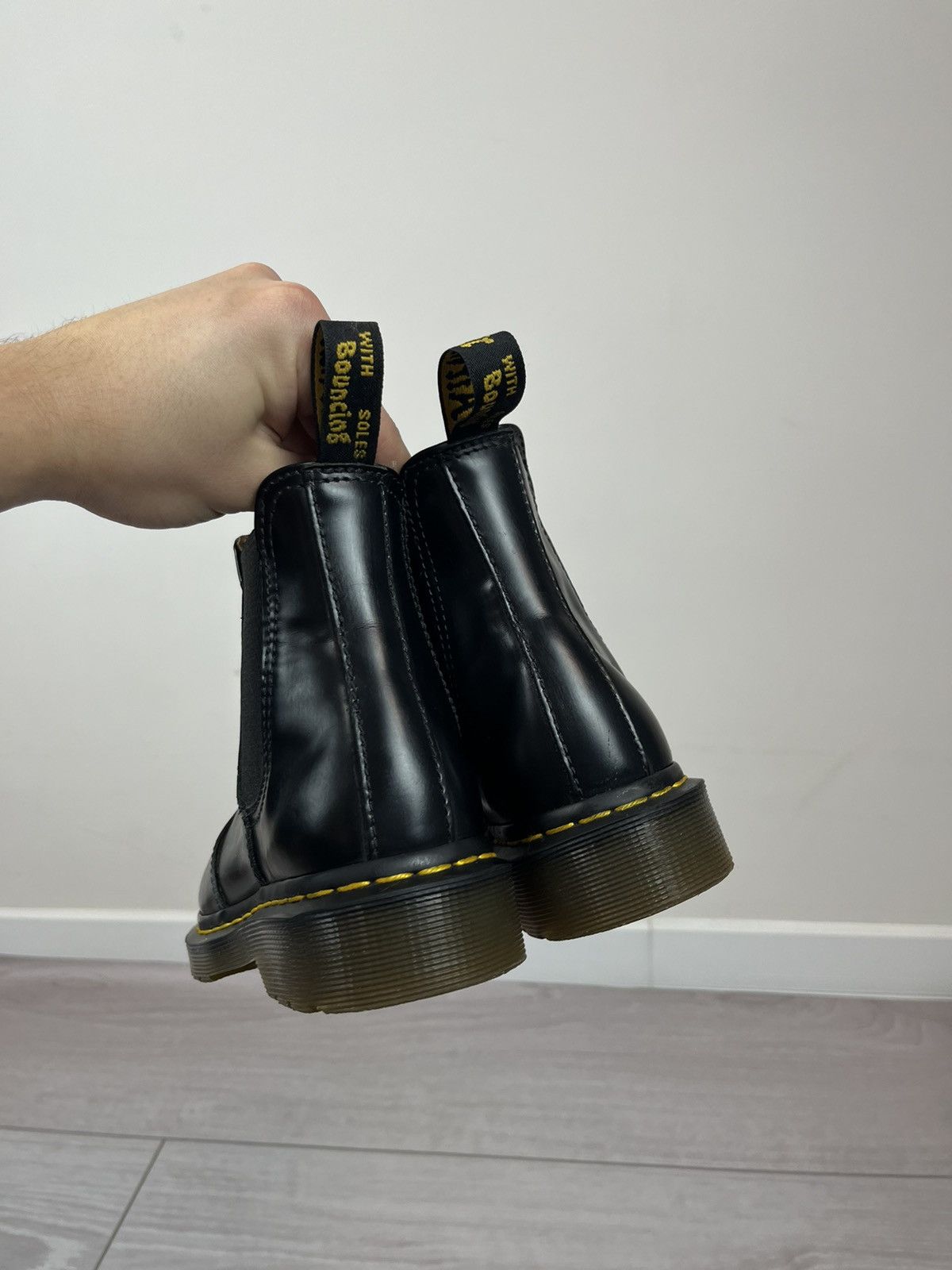 Dr. Martens Dr Martens Black Leather Pull On Chelsea Boots Size US 6 / IT 36 - 13 Thumbnail