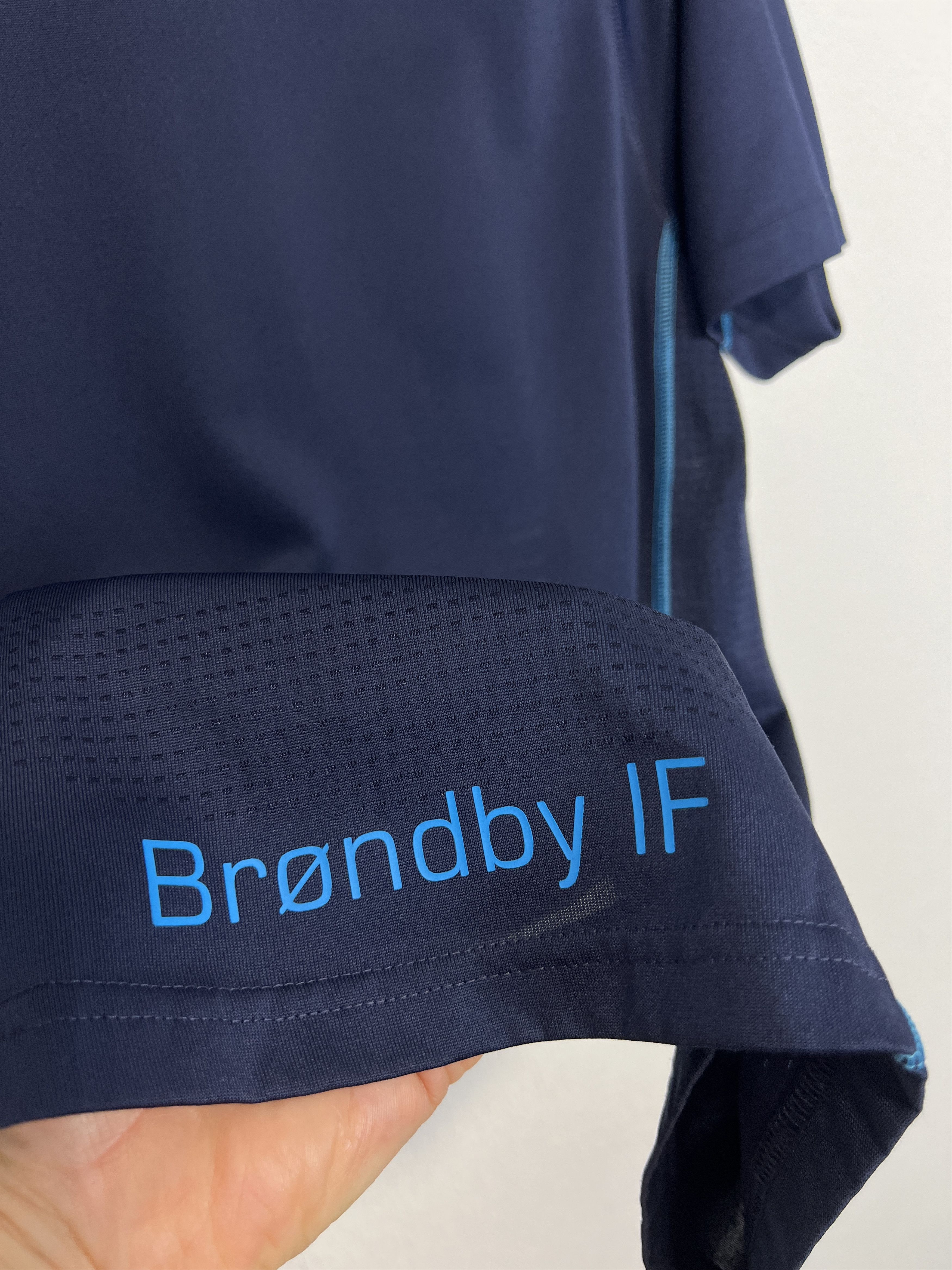 Adidas Brondby Away football shirt Soccer Jersey Trikot Size Boys L Size US XXS / EU 40 - 12 Thumbnail