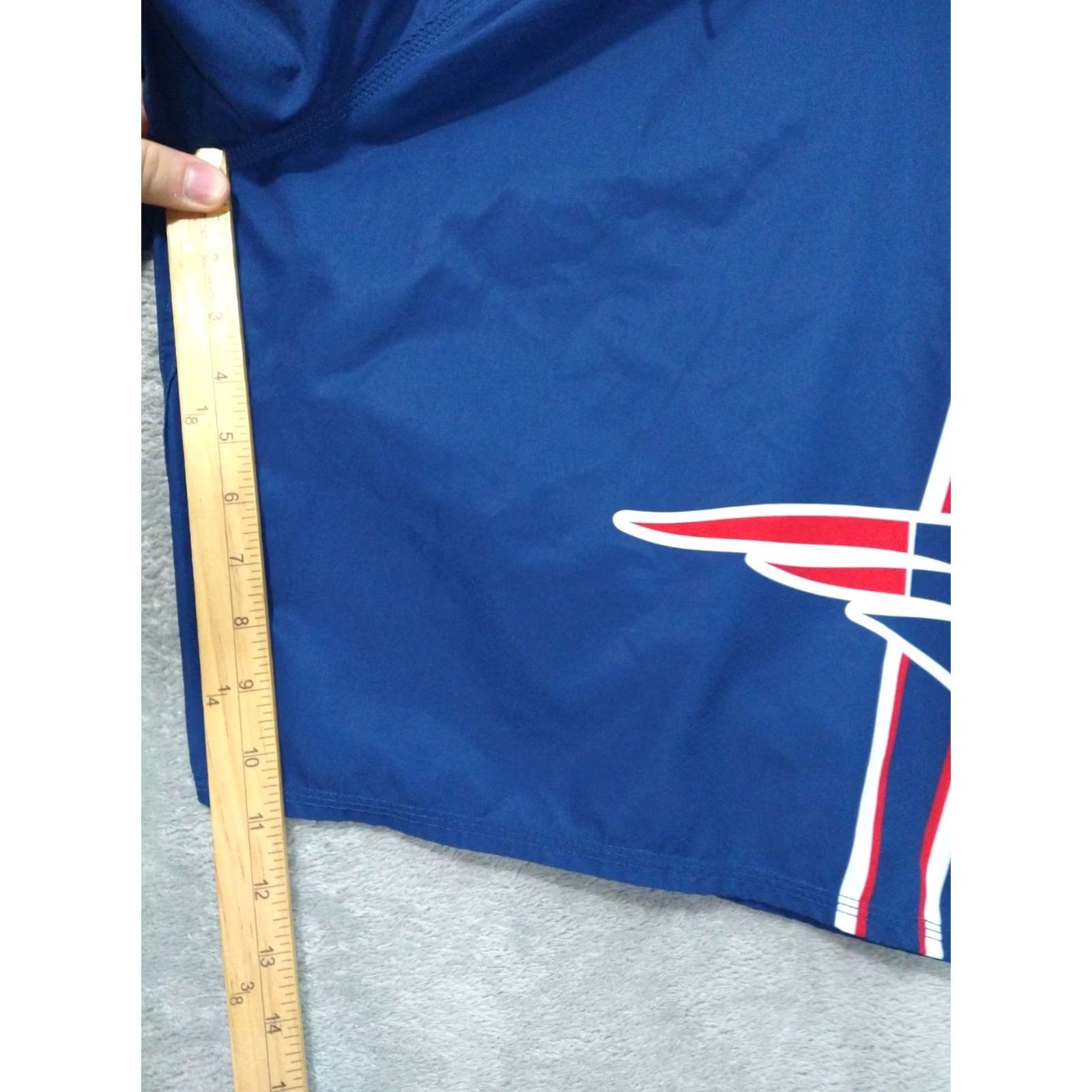 Quiksilver Quiksilver Shorts Mens 40 Blue New England Patriots Board Swim Trunks Surf Bottoms Surfing Men Blue 40 Board Shorts Pockets Drawstring Size US 40 / EU 56 - 5 Thumbnail