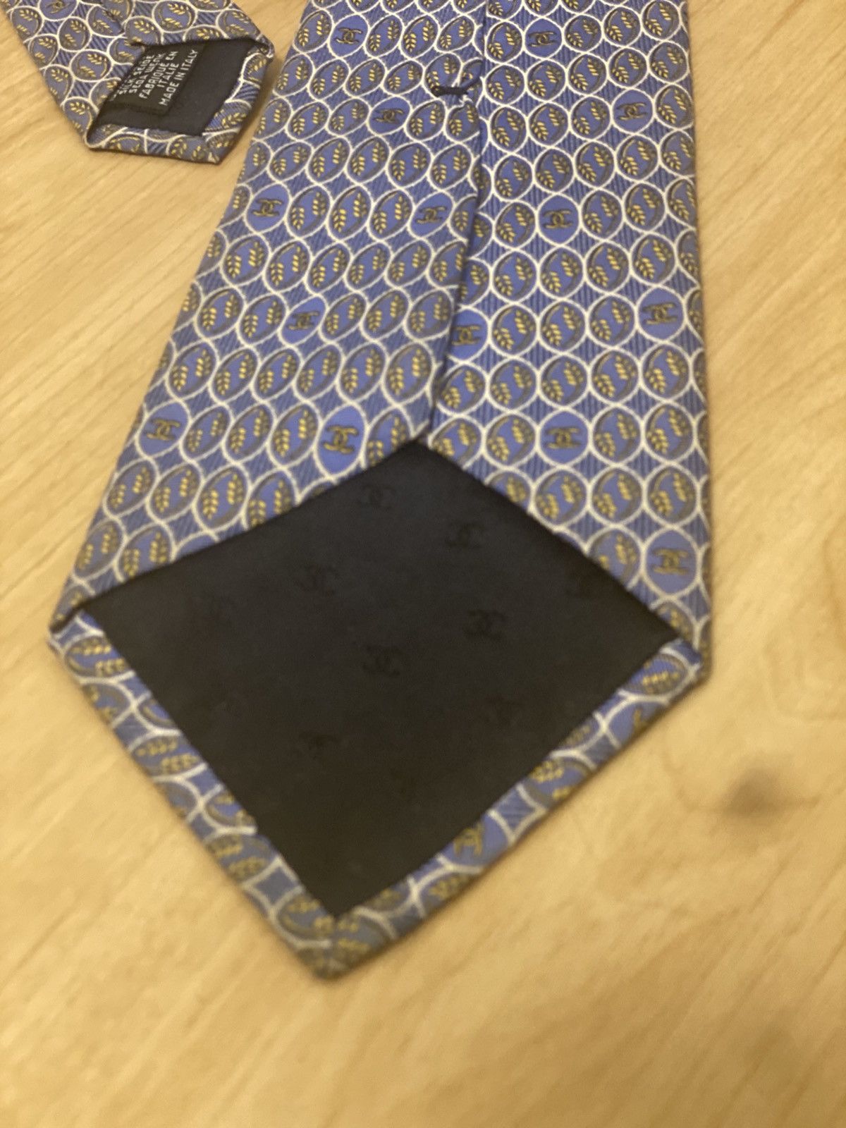 Chanel DROP!! Vintage Chanel Silk Tie Size ONE SIZE - 4 Thumbnail
