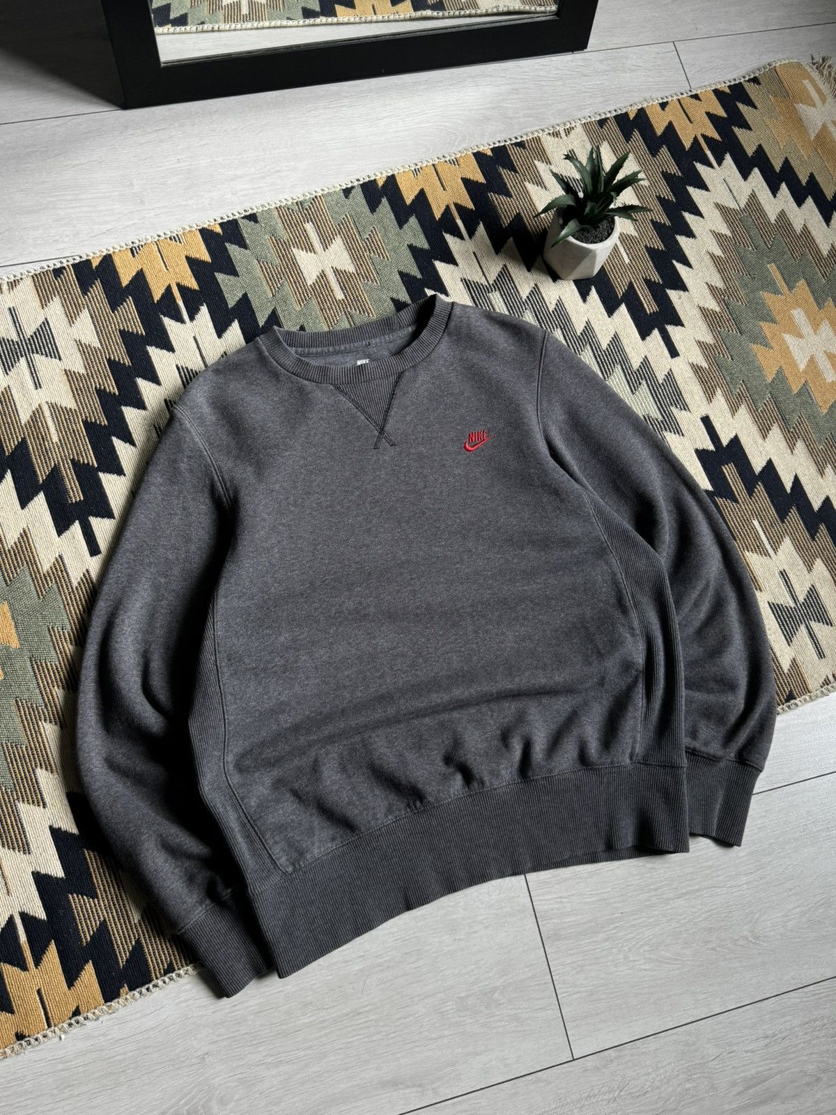 Nike × Vintage Vintage Nike Logo Basic Sweatshirt Size US M / EU 48-50 / 2 - 2 Thumbnail