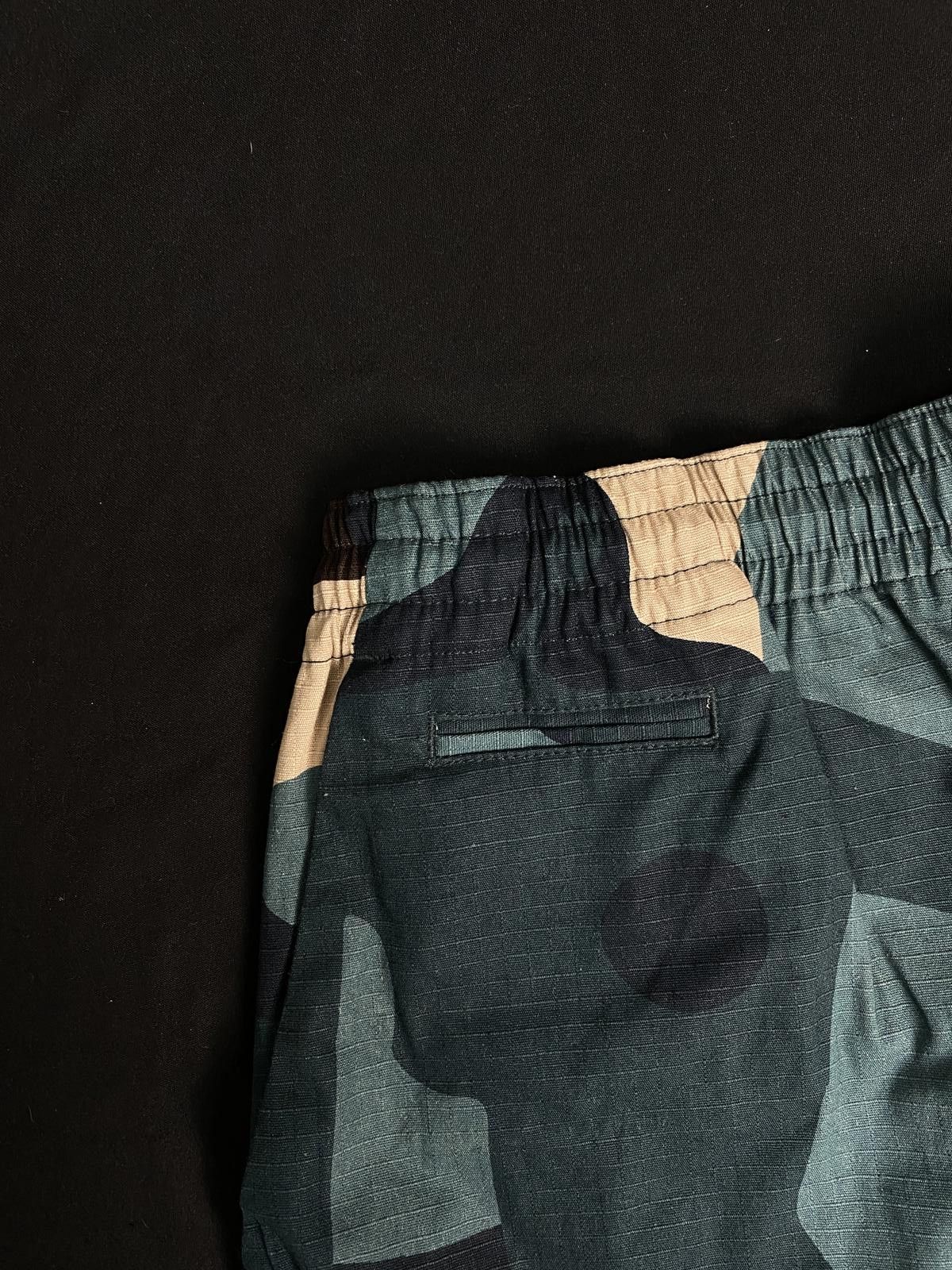 Parra Deadstock By Parra Distorted Camo Shorts Green Large Size US 32 / EU 48 - 9 Thumbnail