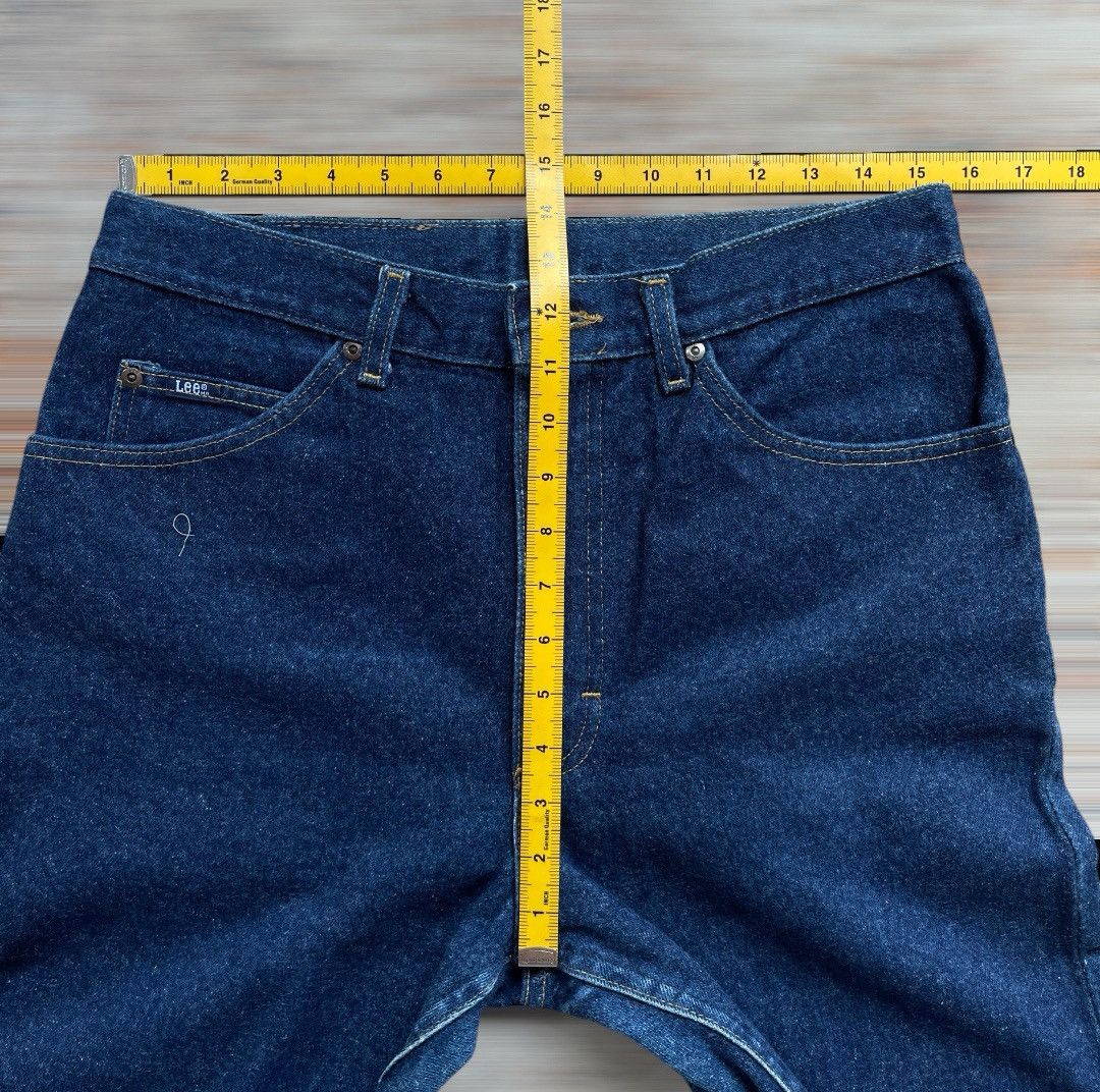Lee × Vintage Vintage Lee Genuine Jeans (LG19) Size US 31 - 9 Thumbnail