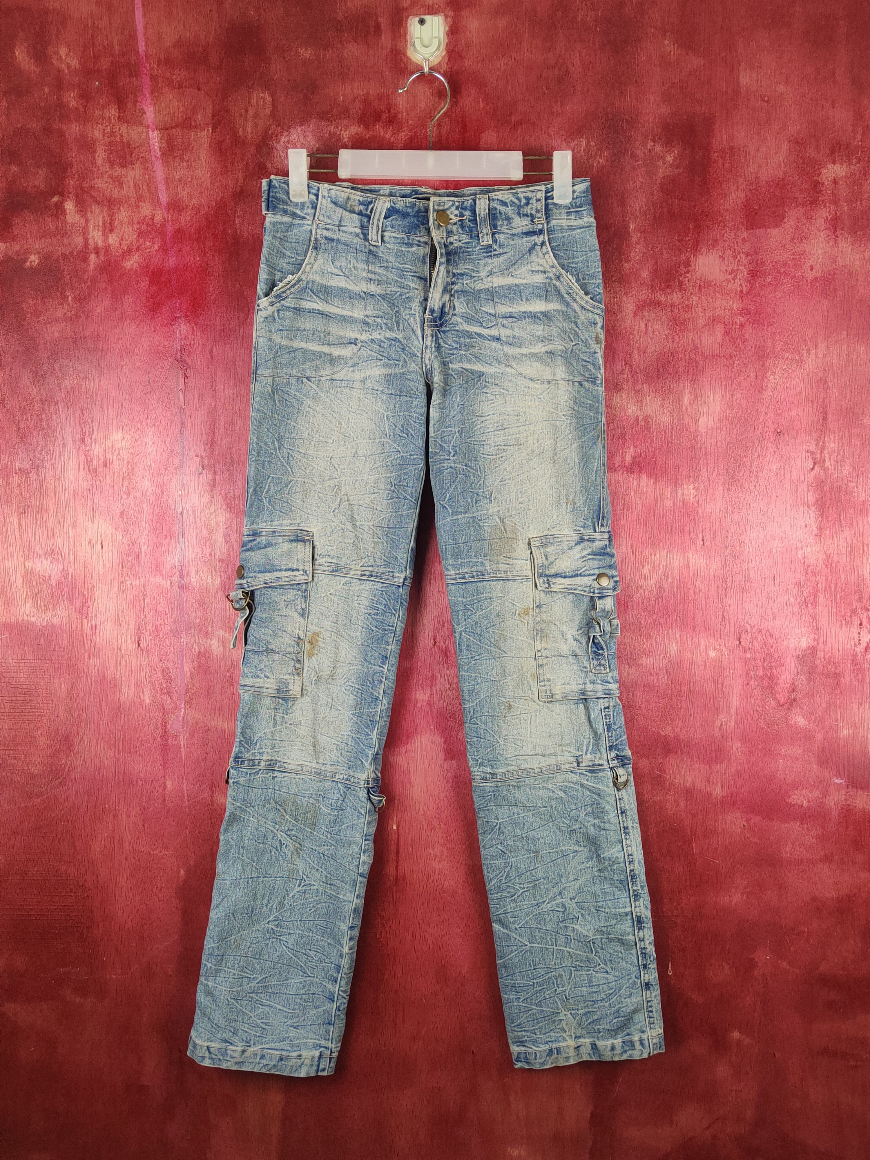 image of Distressed Denim x Vintage Press Blue Faded Distressed Ripped Jeans S2368 in Blue Denim (Size 28)