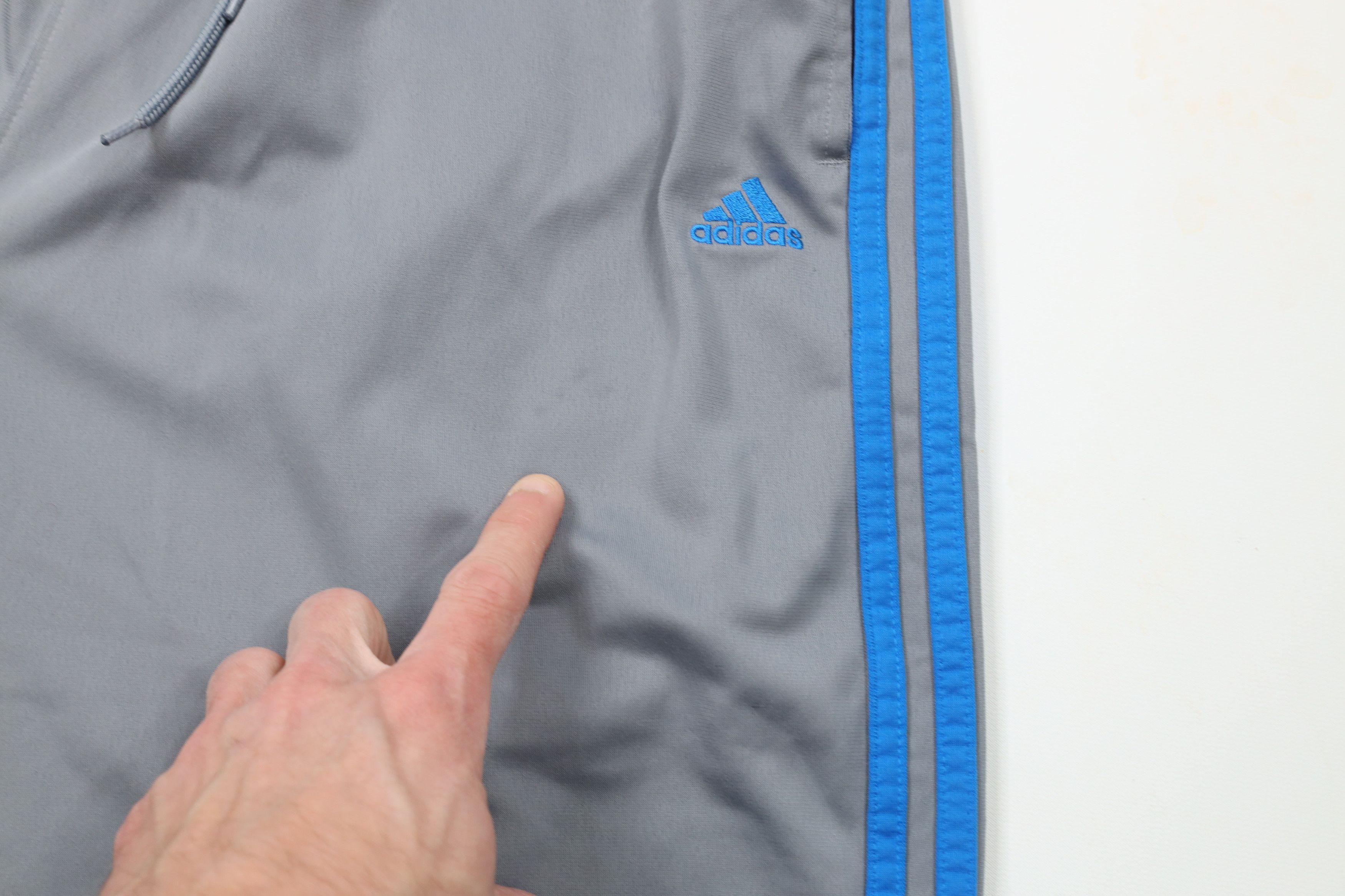 Adidas Vintage Adidas Striped Wide Leg Sweatpants Pants Gray Size US 36 / EU 52 - 6 Thumbnail